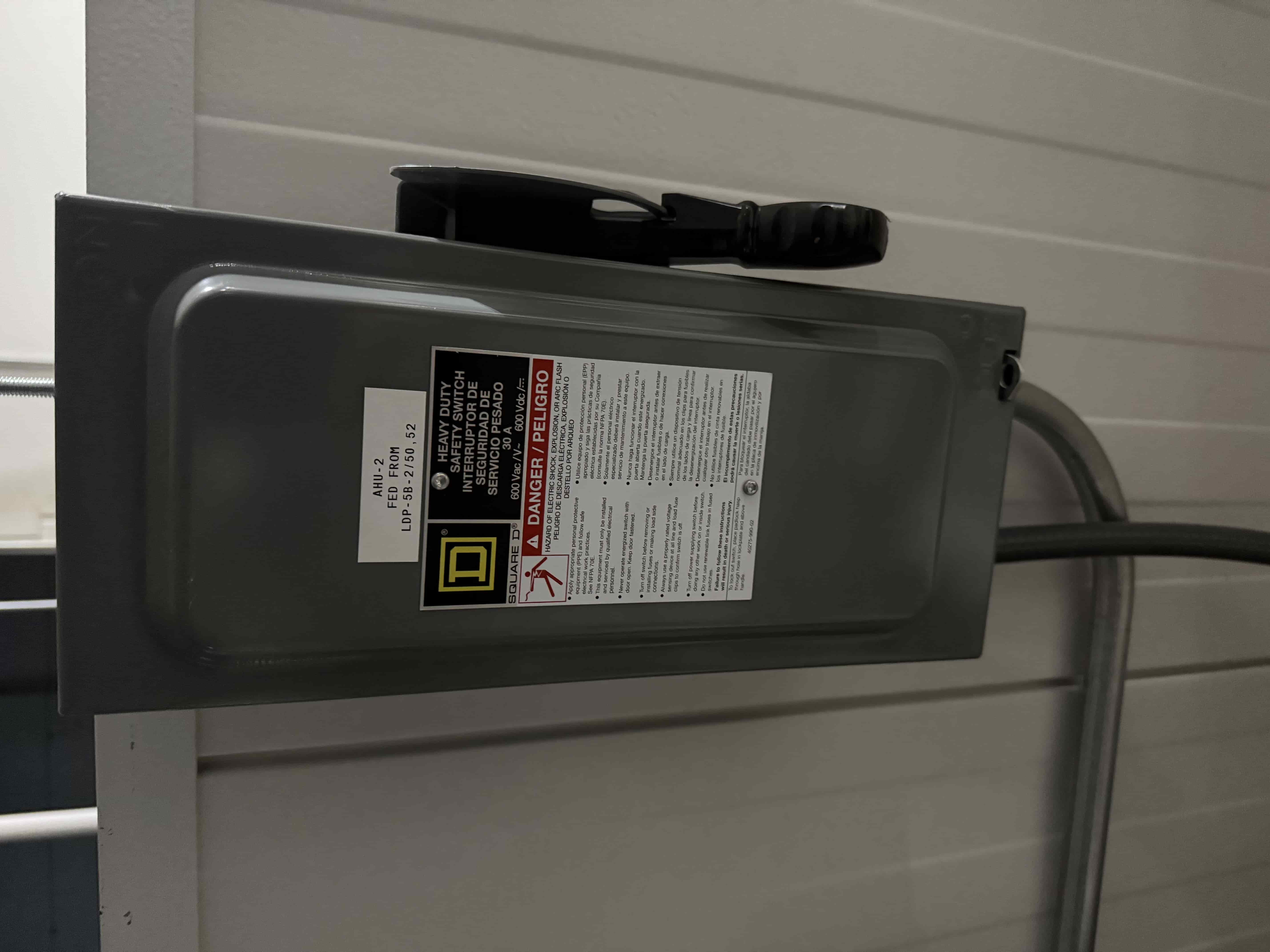 Daikin RX12RMVJU9A Heat Pump Outdoor Unit with Square D Disconnect