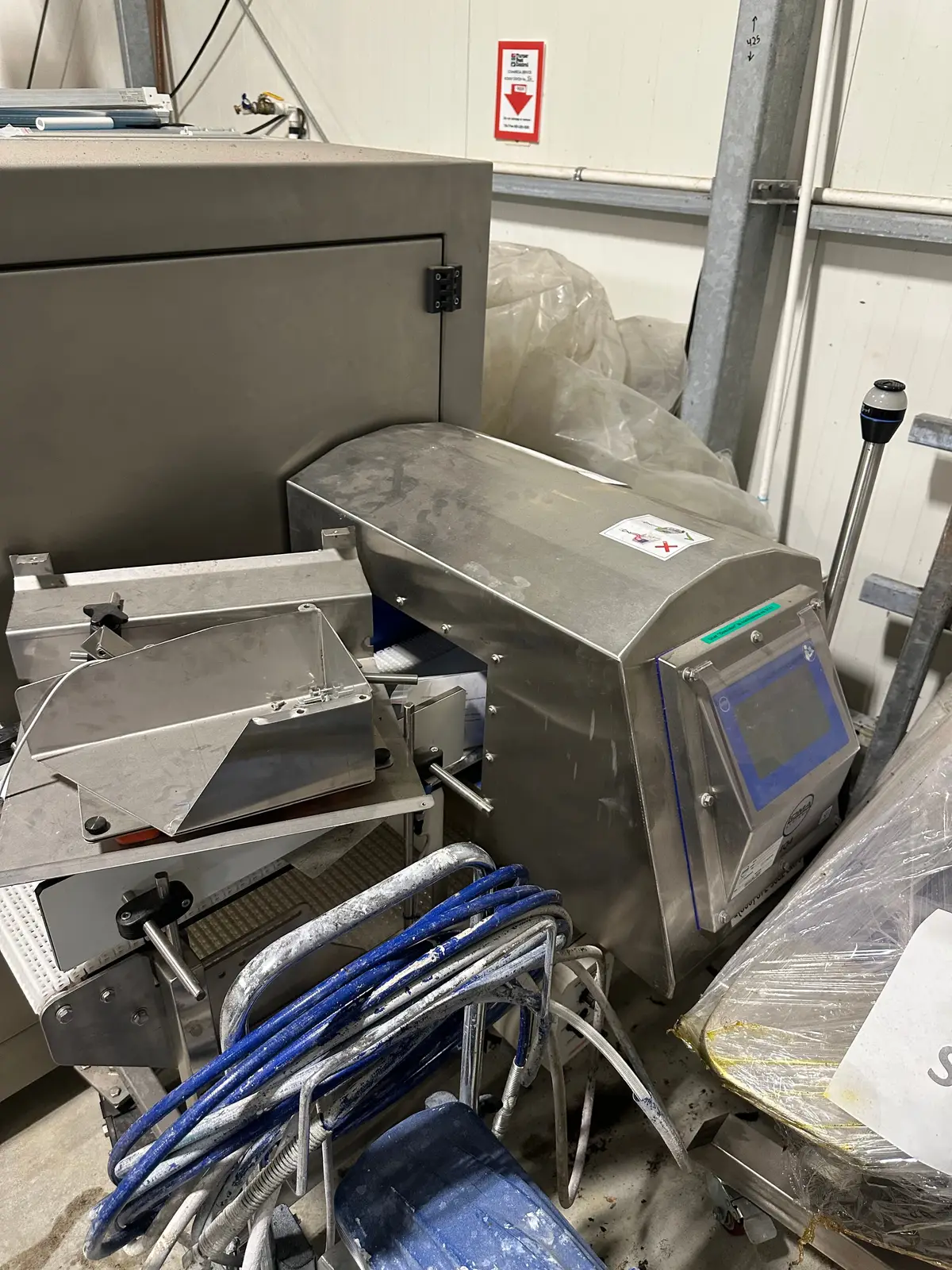 Conveyorized Stainless-Steel Metal Detector with Touchscreen HMI