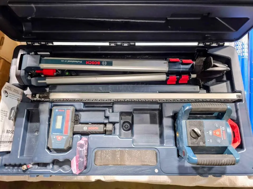 Bosch GRL1000-20HV Rotary Laser Level Kit – 1,000' Range – Complete Kit | Chesterton, IN