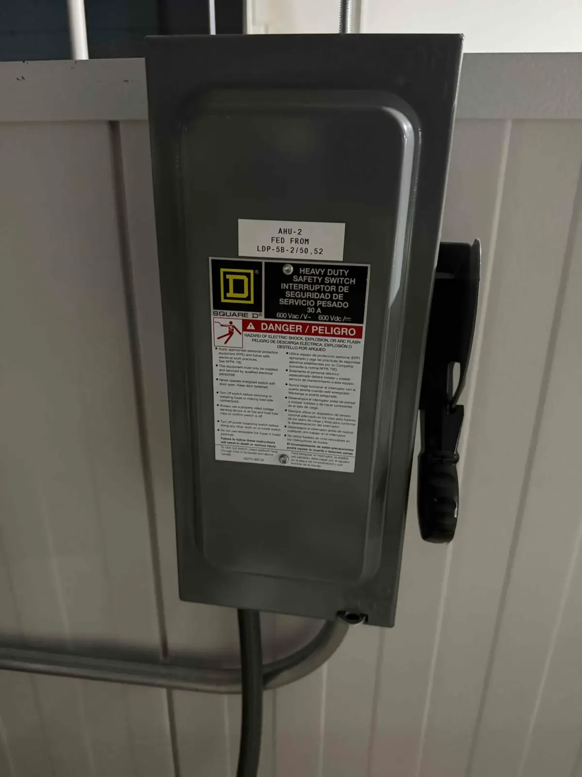 Daikin RX12RMVJU9A Heat Pump Outdoor Unit with Square D Disconnect