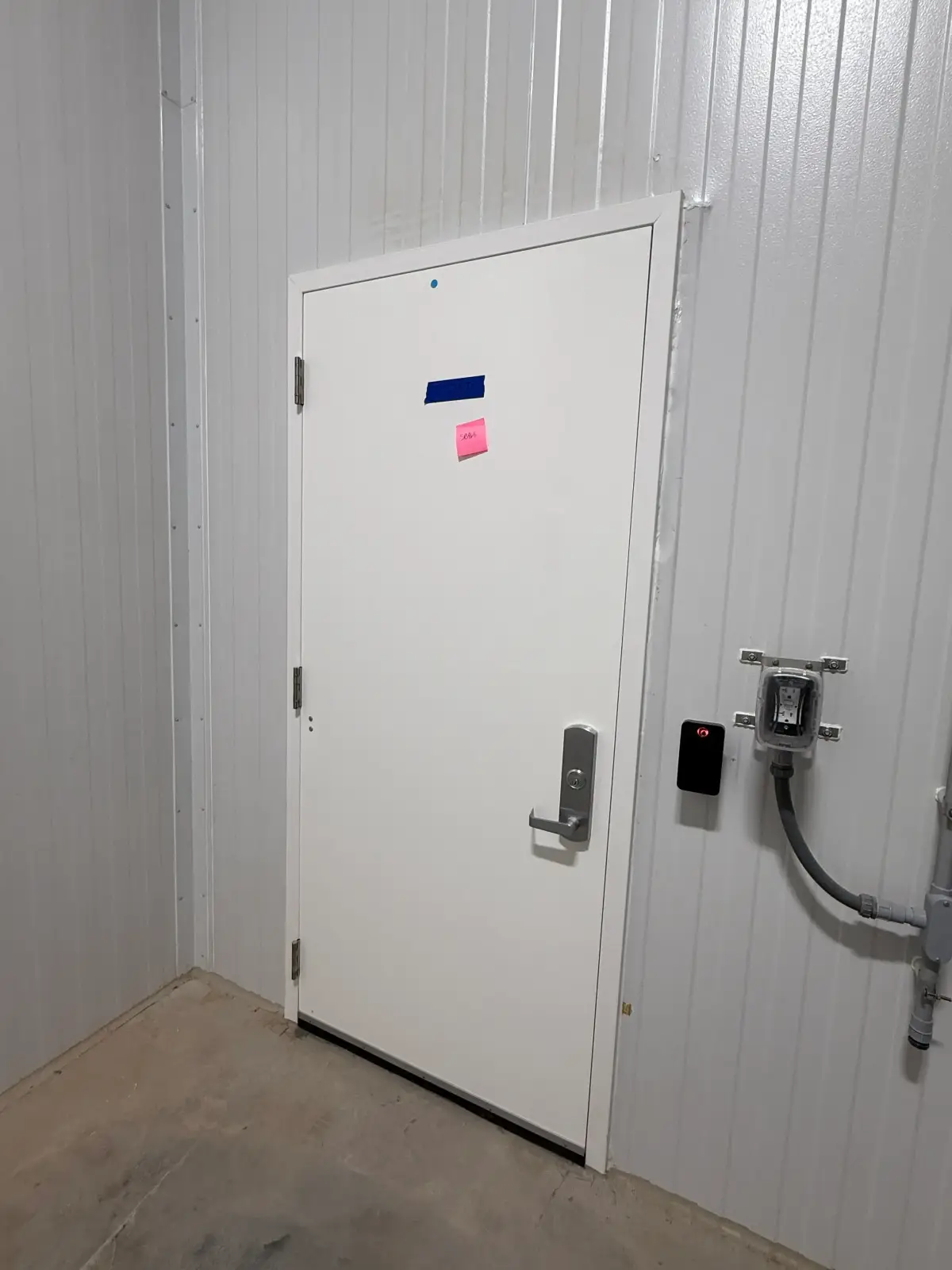 SB465: Commercial Insulated Personnel Door with Panic Bar