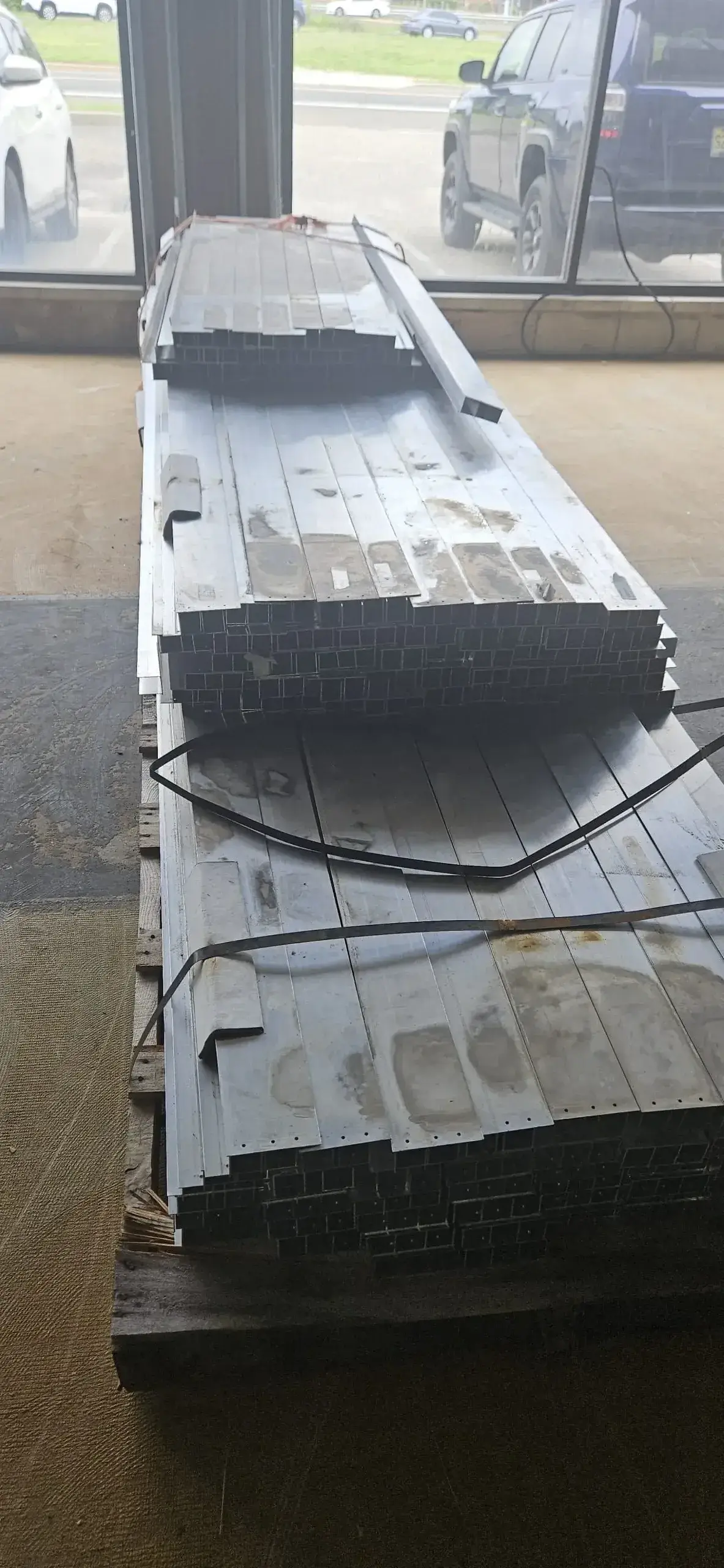 SB7000: Galvanized Steel Racking and Support Beam Lot is located in Toms river nj