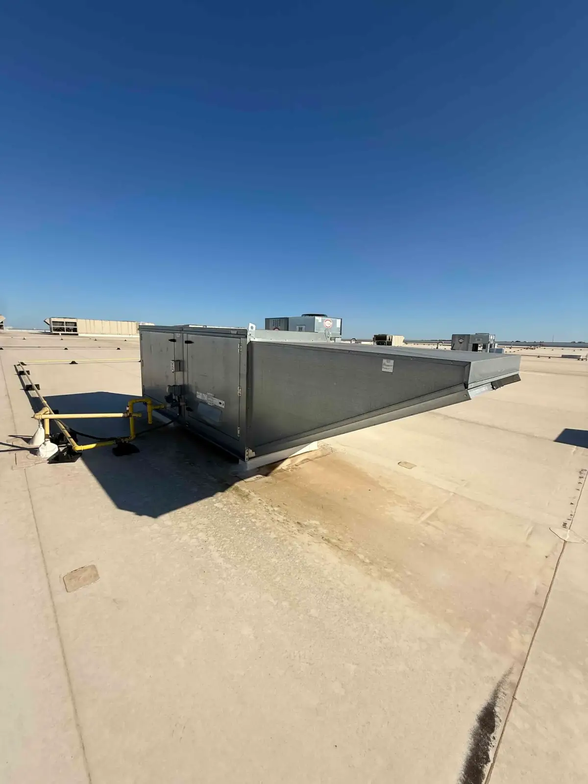SB6019: MAU-1 – CaptiveAire Direct-Fired Make-Up Air Unit (MAU), Natural Gas, Roof-Mounted Industrial Air Heater with Gas Manifold and Damper Motor Access