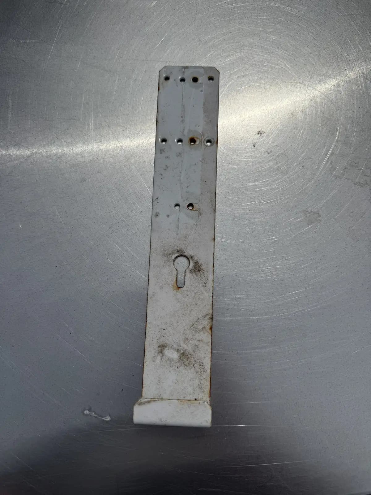 White Steel LED Driver Mounting Brackets - Lot of 100 (Lot 2 of 5) | Chesterton, IN