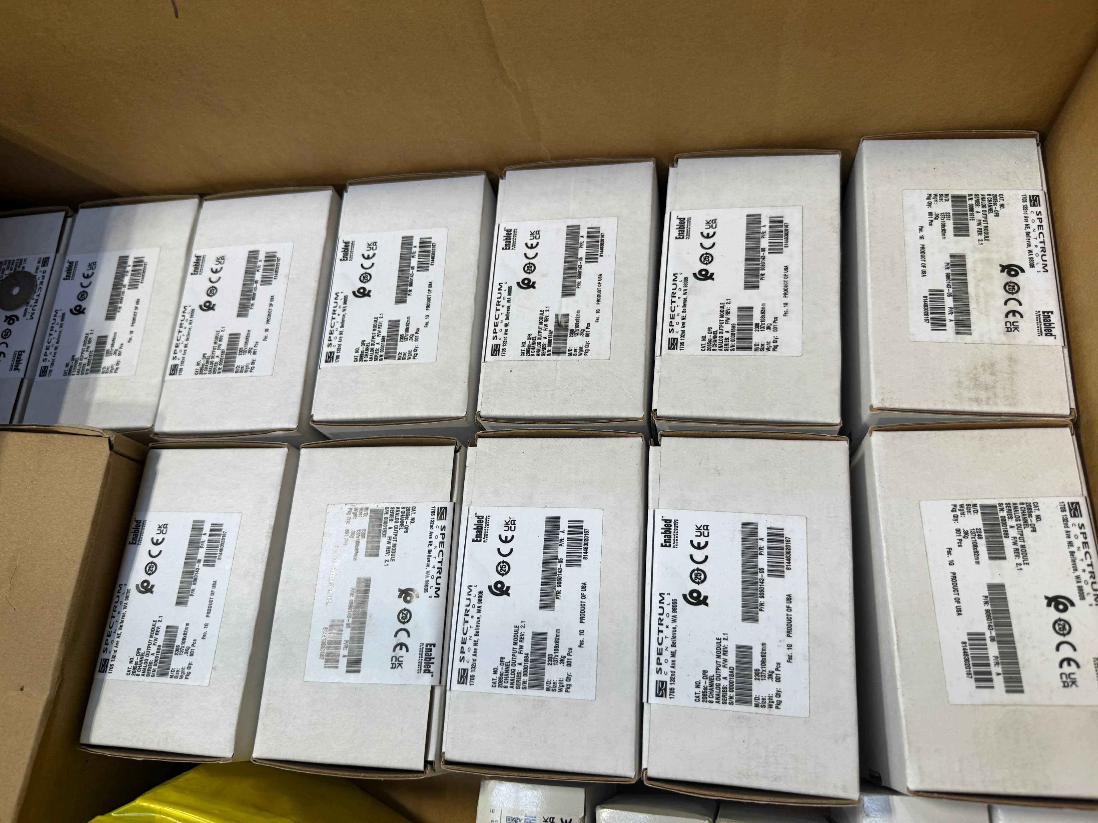 Spectrum Controls 2080sc-OF8 8-Channel Analog Output Module (Micro800) - New in Box