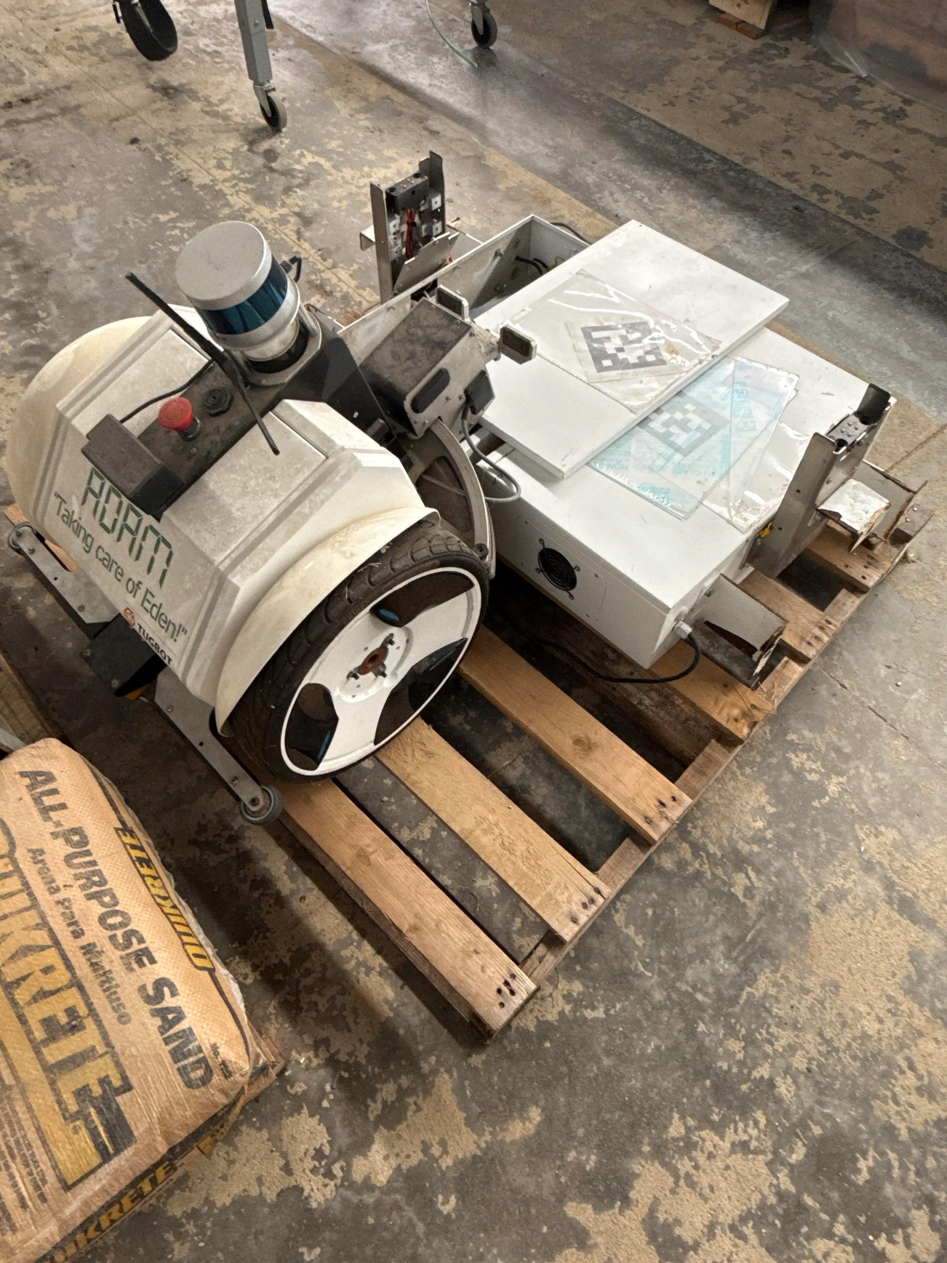 RoboSavvy Tugbot V1.0 Autonomous Mobile Robot (AMR) w/ Docking Station – Warehouse Automation