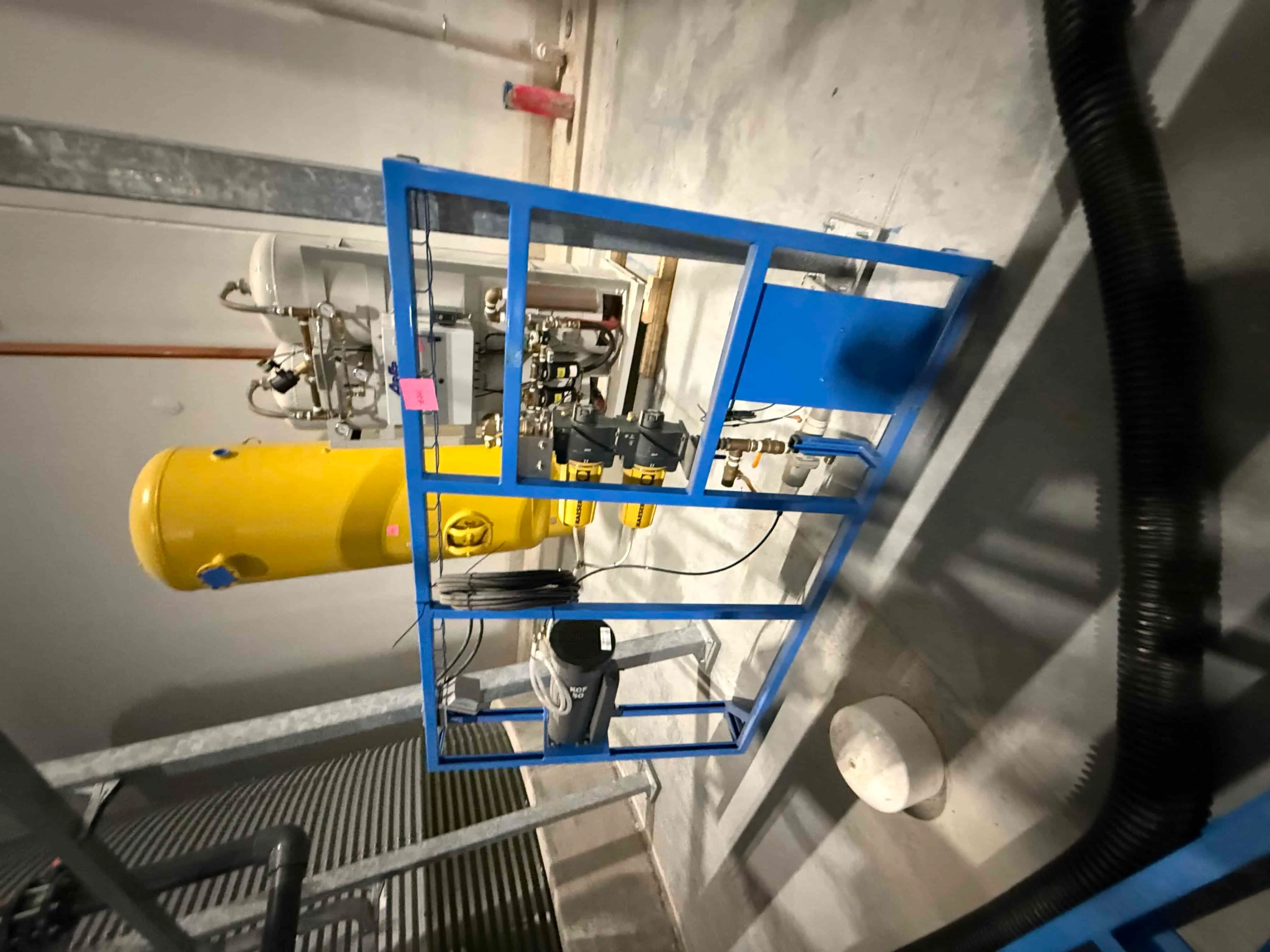 SB221: H2O Engineering Compressed Air Filtration and Control Skid – Kaeser Compressor Integration with KGF-50 Filter System