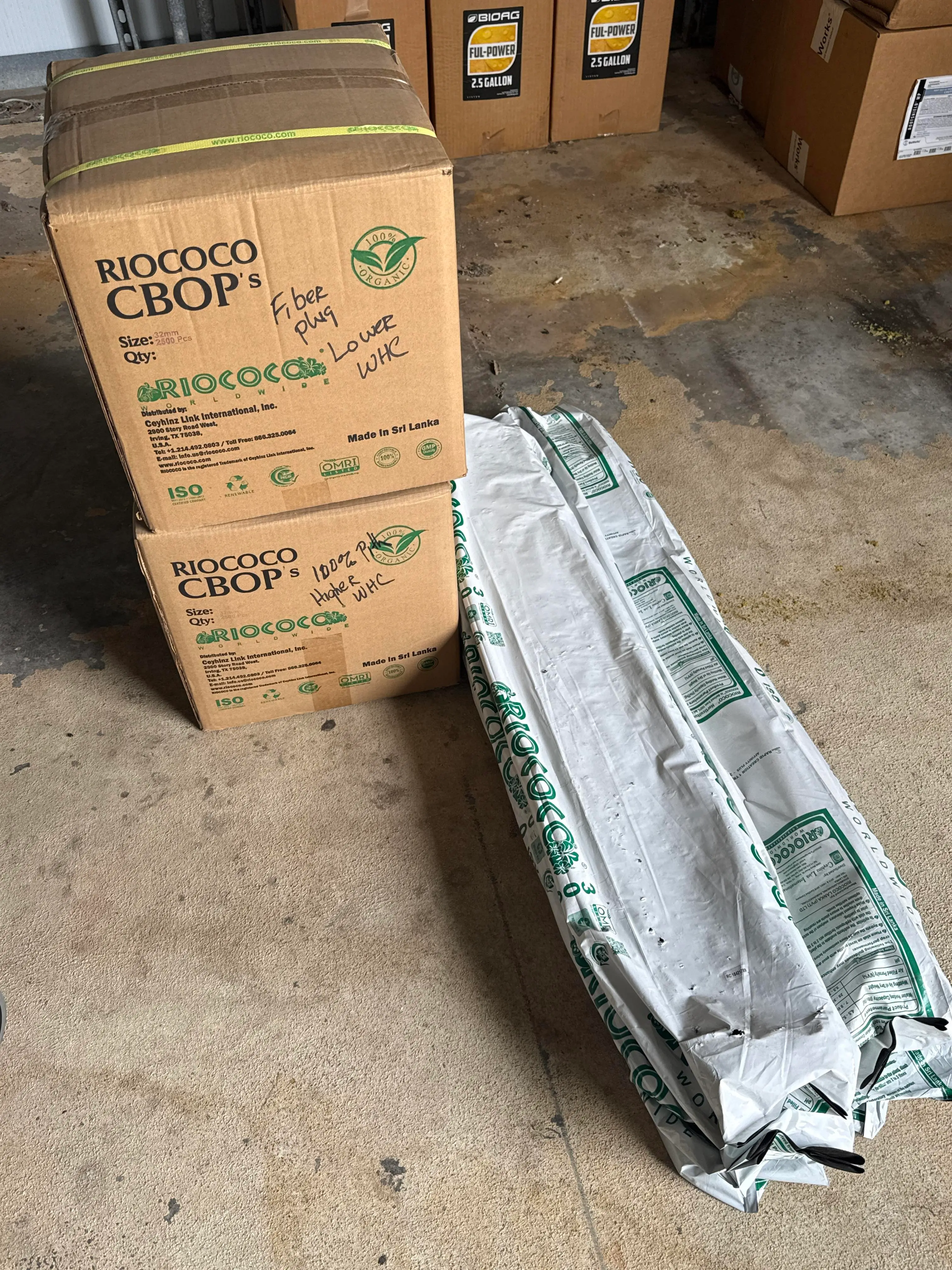 Rio Coco Propagation Media Lot, 5,000 Total 32mm Coco Plugs plus Slab Grow Media