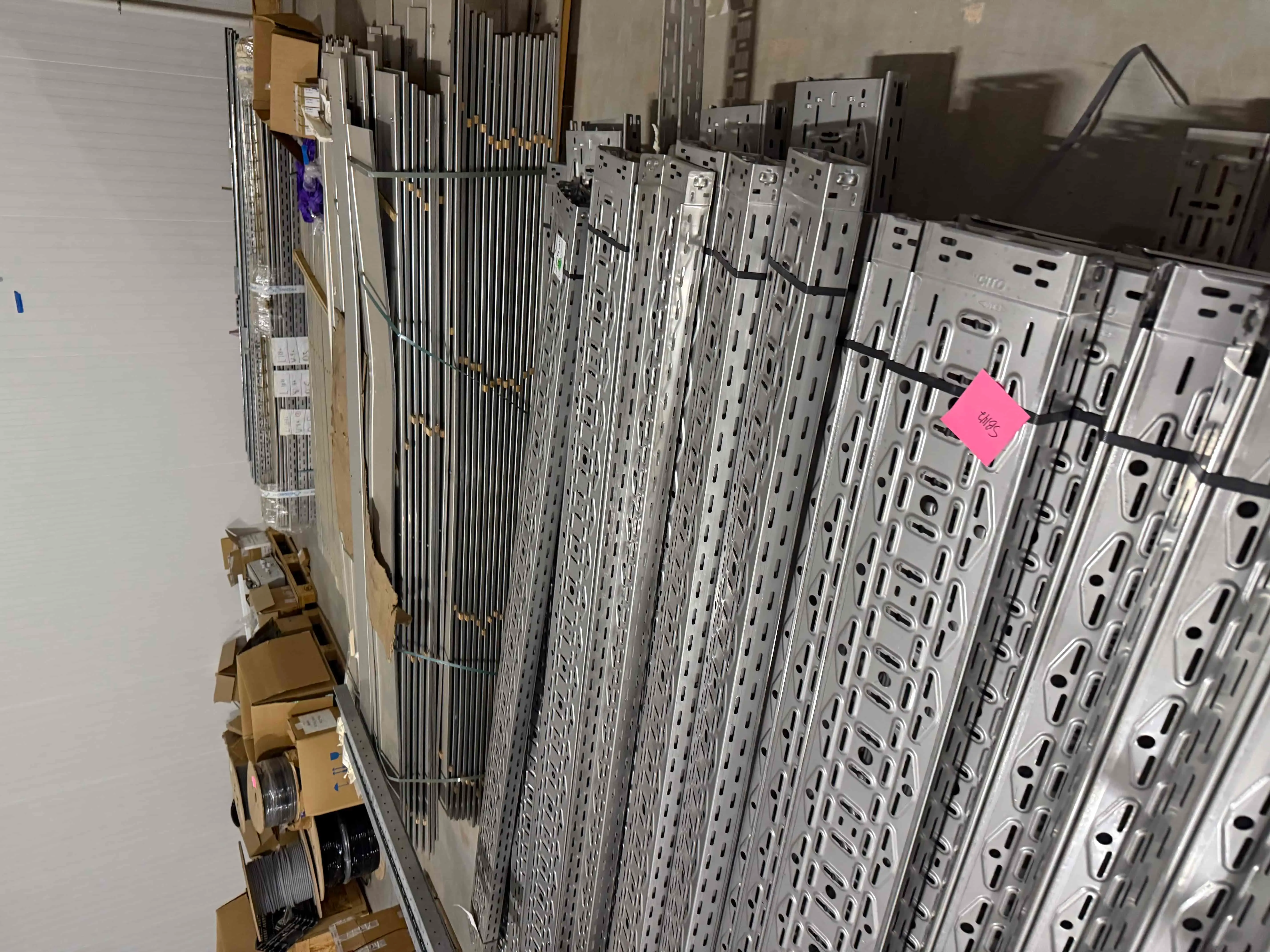 SB142:Galvanized Slotted Strut Channel Bundles