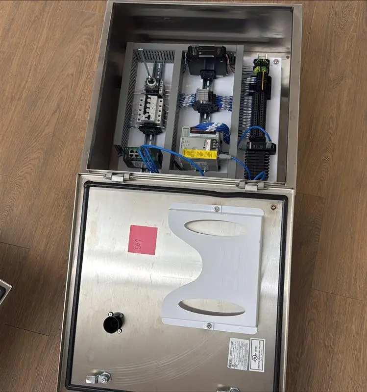 SB09: Stainless Steel Control Enclosure with Allen-Bradley CompactLogix, Eaton Switches & Stride Ethernet Module Unit 2/2