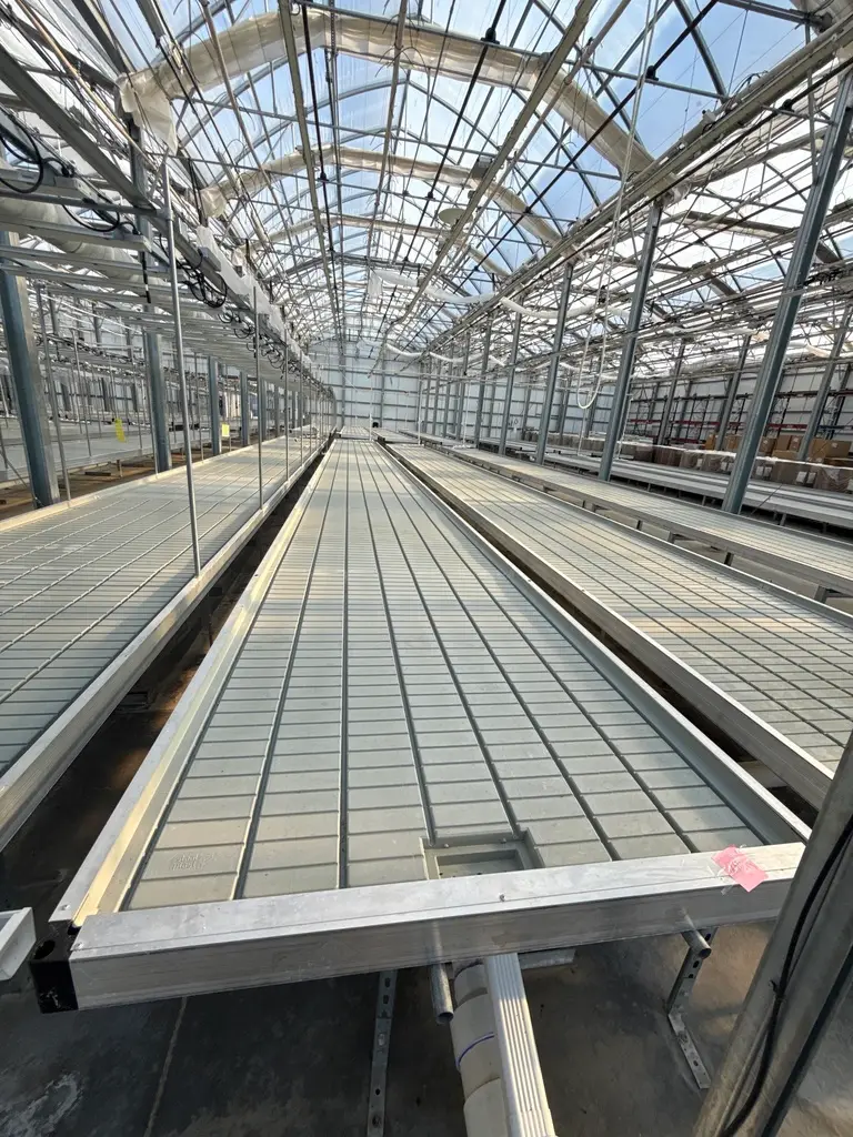 (6) Next Gen Rolling Greenhouse Benches with Staal & Plast Flood Trays – 1,785 SF Total Canopy
