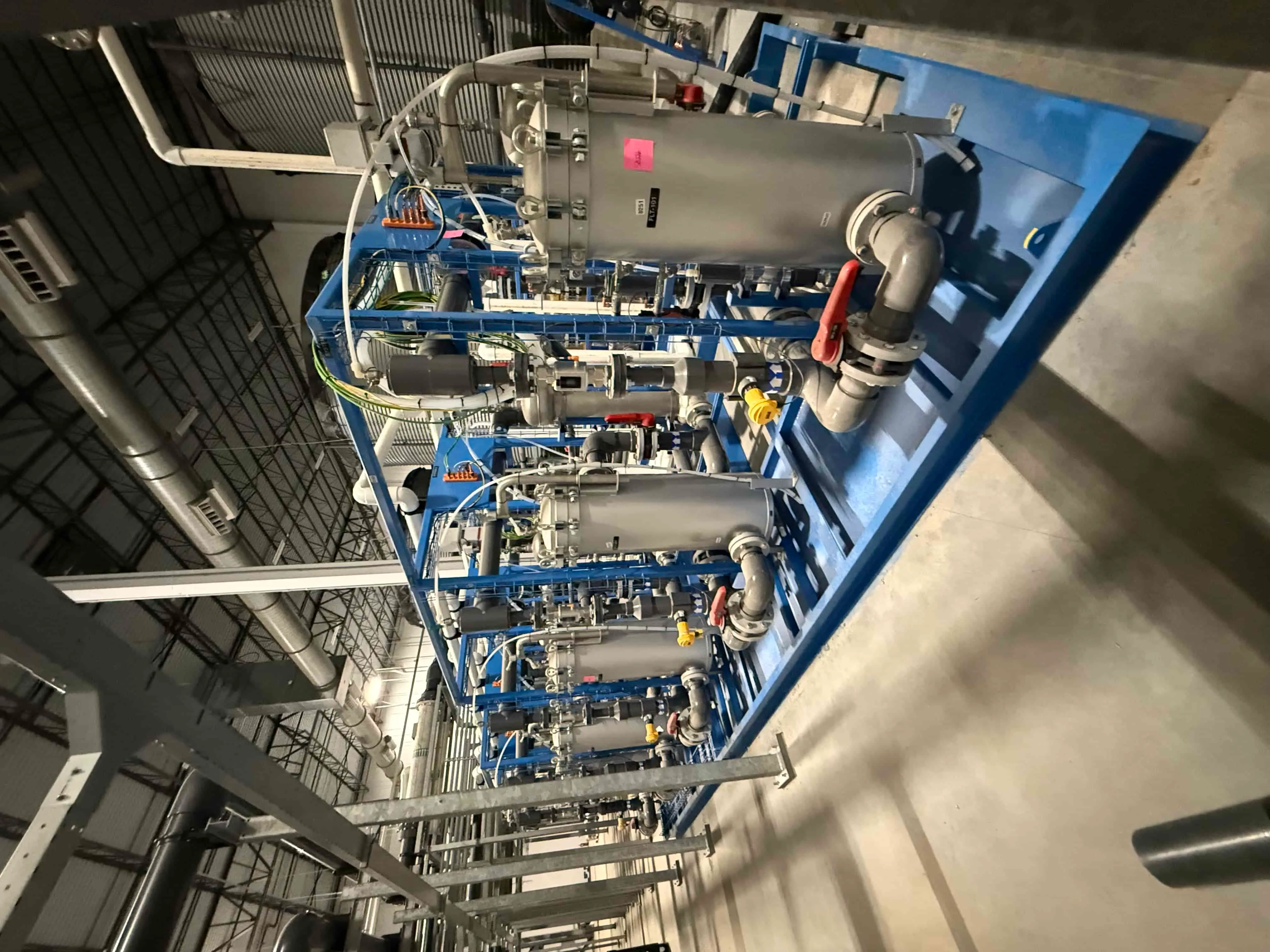 SB226: Industrial Filtration and Nutrient Recirculation Skid – Multi-Stage Stainless System with PVC Manifold and Pumps