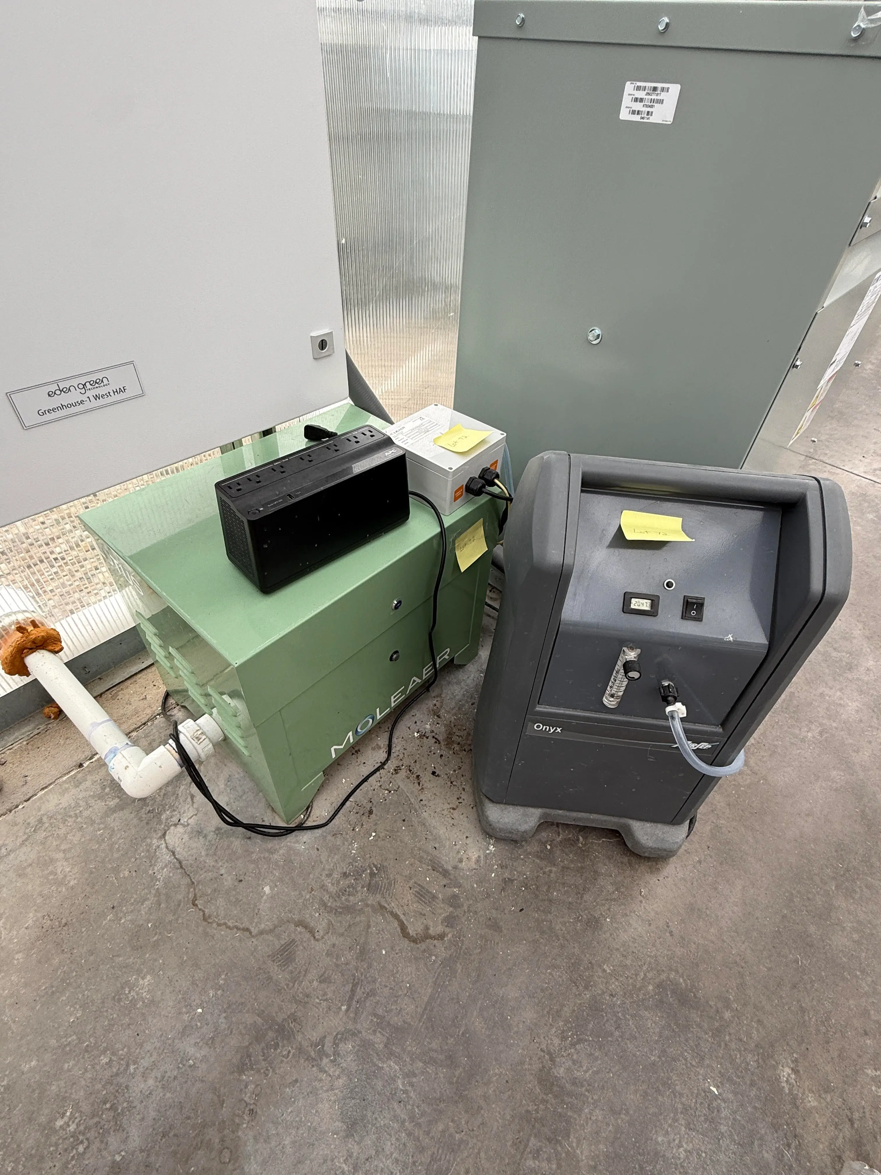 Moleaer Lotus System w/ AirSep Onyx O2 Generator (Dissolved Oxygen System)