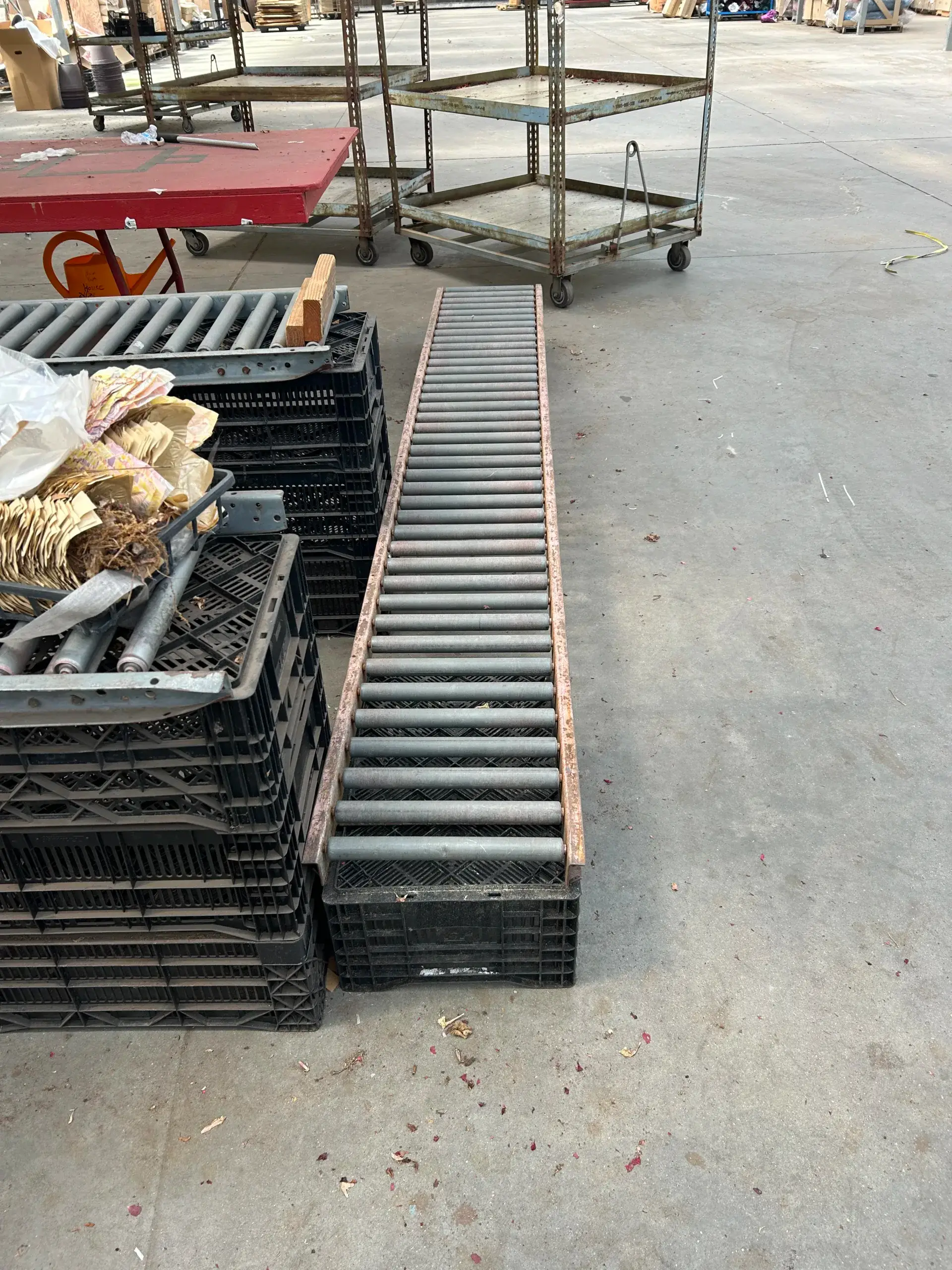 WHITE'S AUCTION LOT 239 - Durable Gravity Roller Conveyor Sections - 10 ft Length
