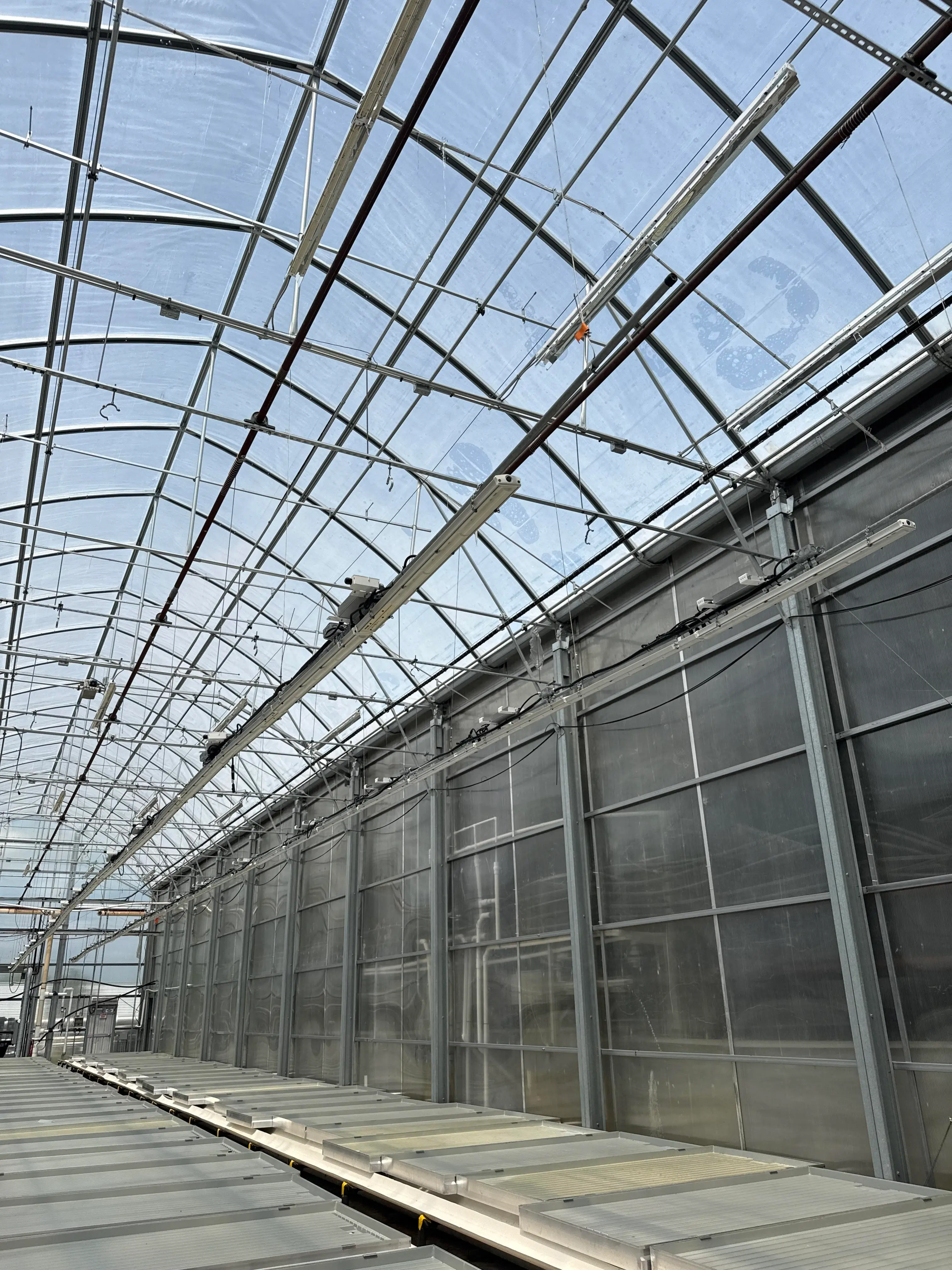 GE Arize ML900 LED Grow Light Fixtures – Greenhouse 1 Overhead System (336 Fixtures Total)