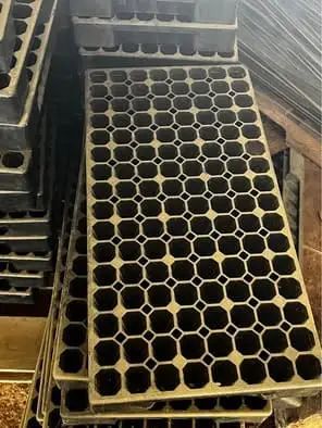 Proptek 128-Cell Propagation Trays – Lot of 17,000 (New) is located in Clinton NC