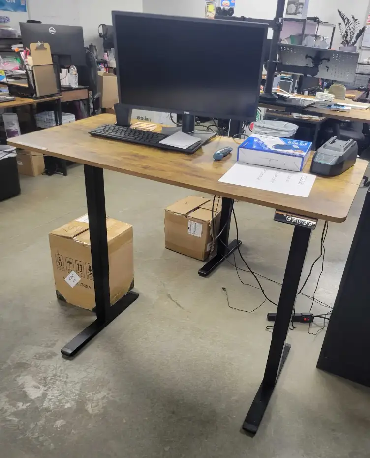 Adjustable Standing Desks (Lot of 4)