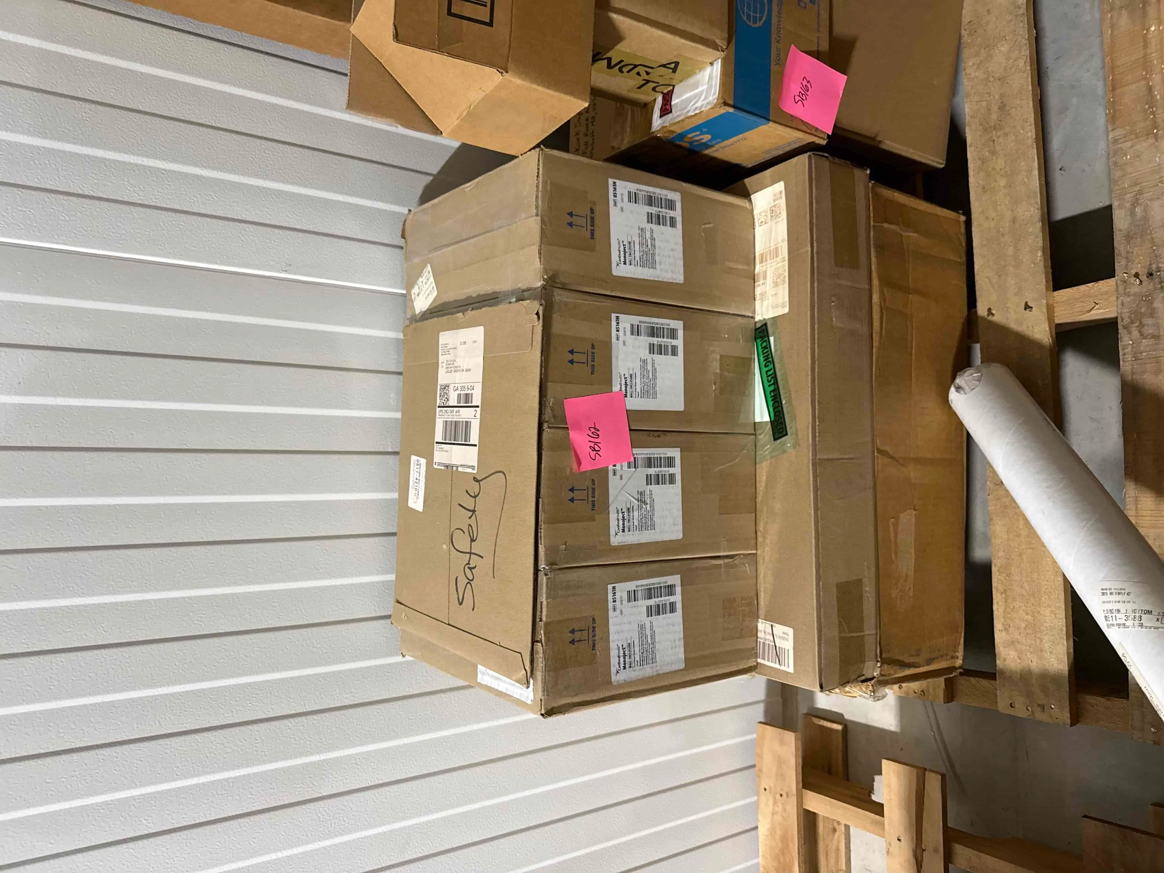 SB162: Cardinal Health Monoject Wall Enclosures – Medical-Grade Safety Units (Factory-Sealed, Pallet Lot)