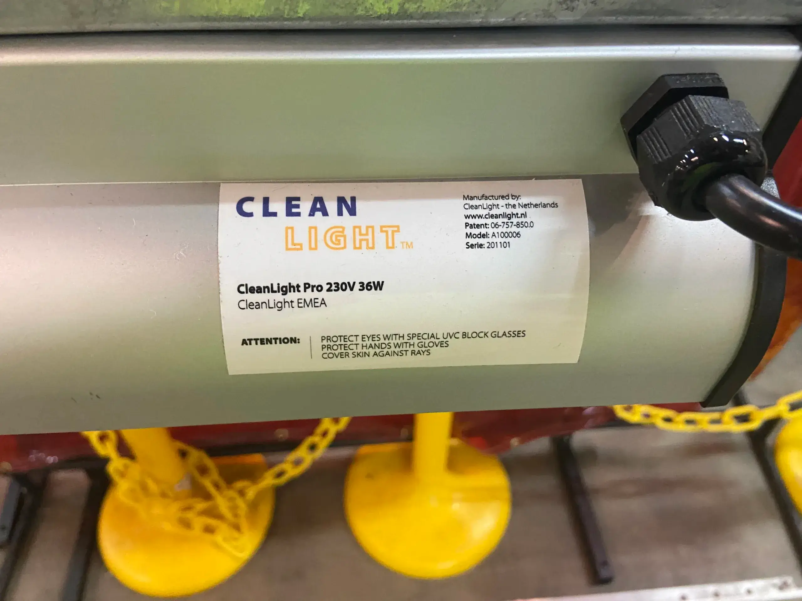 AEROFARMS LOT 10 - Eco-Friendly Plant Protection: CleanLight PRO Unit with Rapid UV Crop Protection Technology