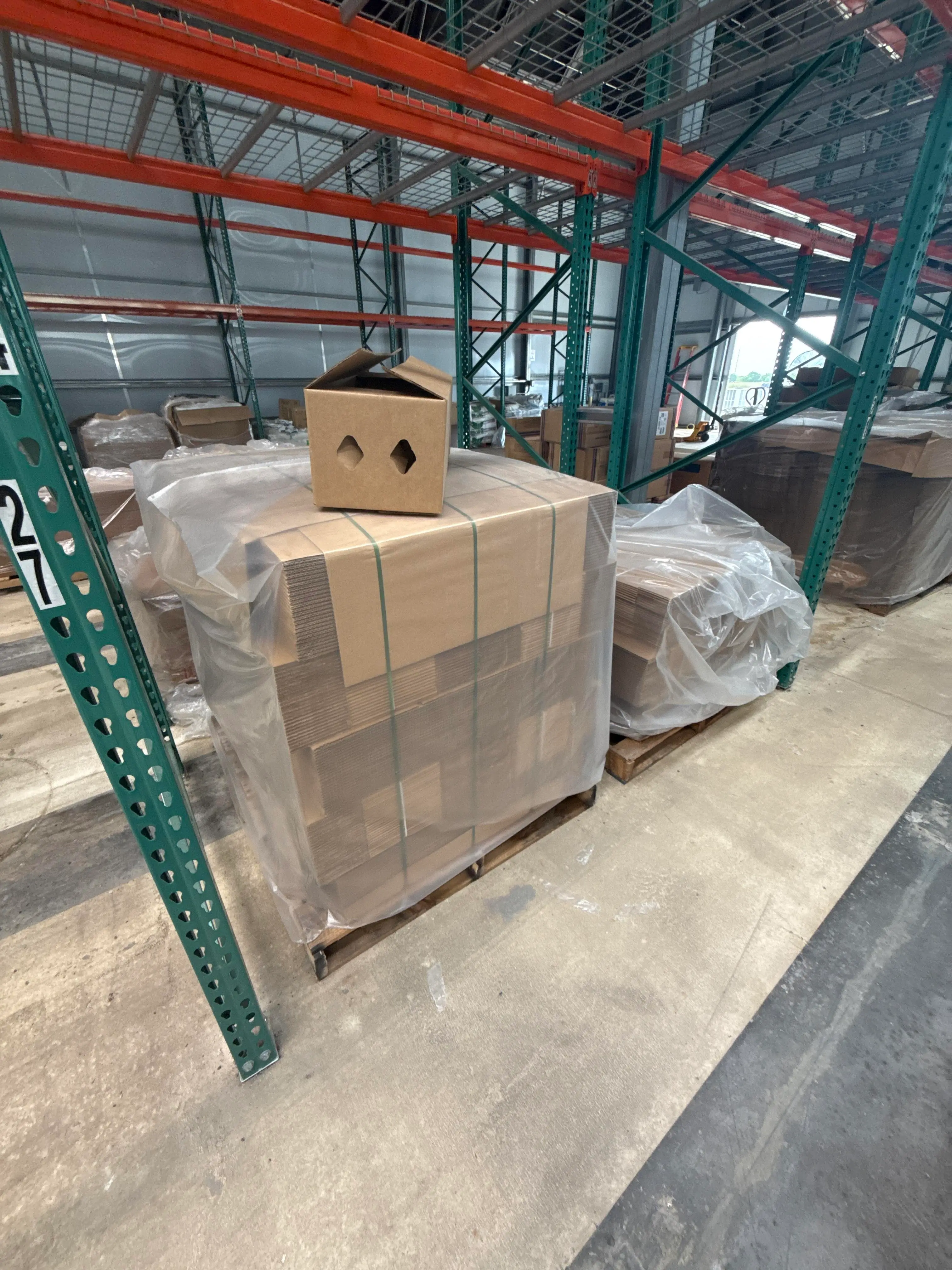 OZ Growers LP Corrugated Vented Produce Boxes – Approx. 560 Units