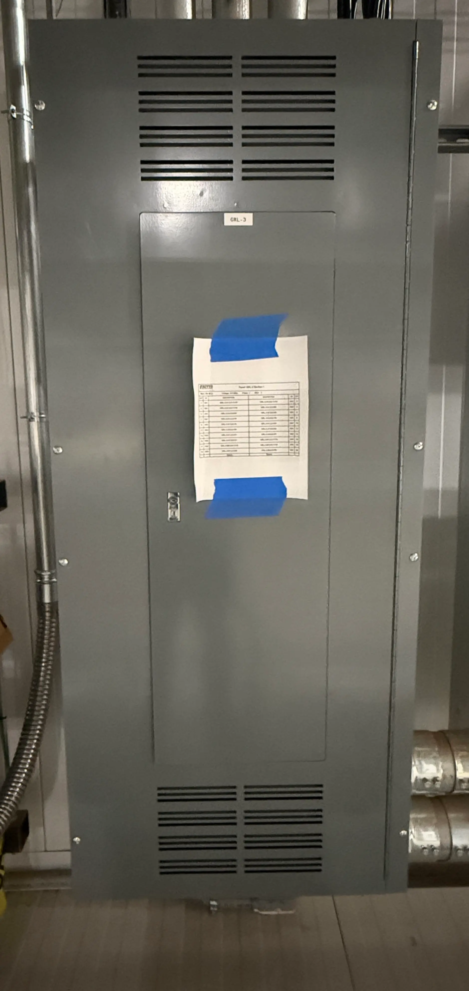 SB7044: Square D Electrical Distribution Panelboard