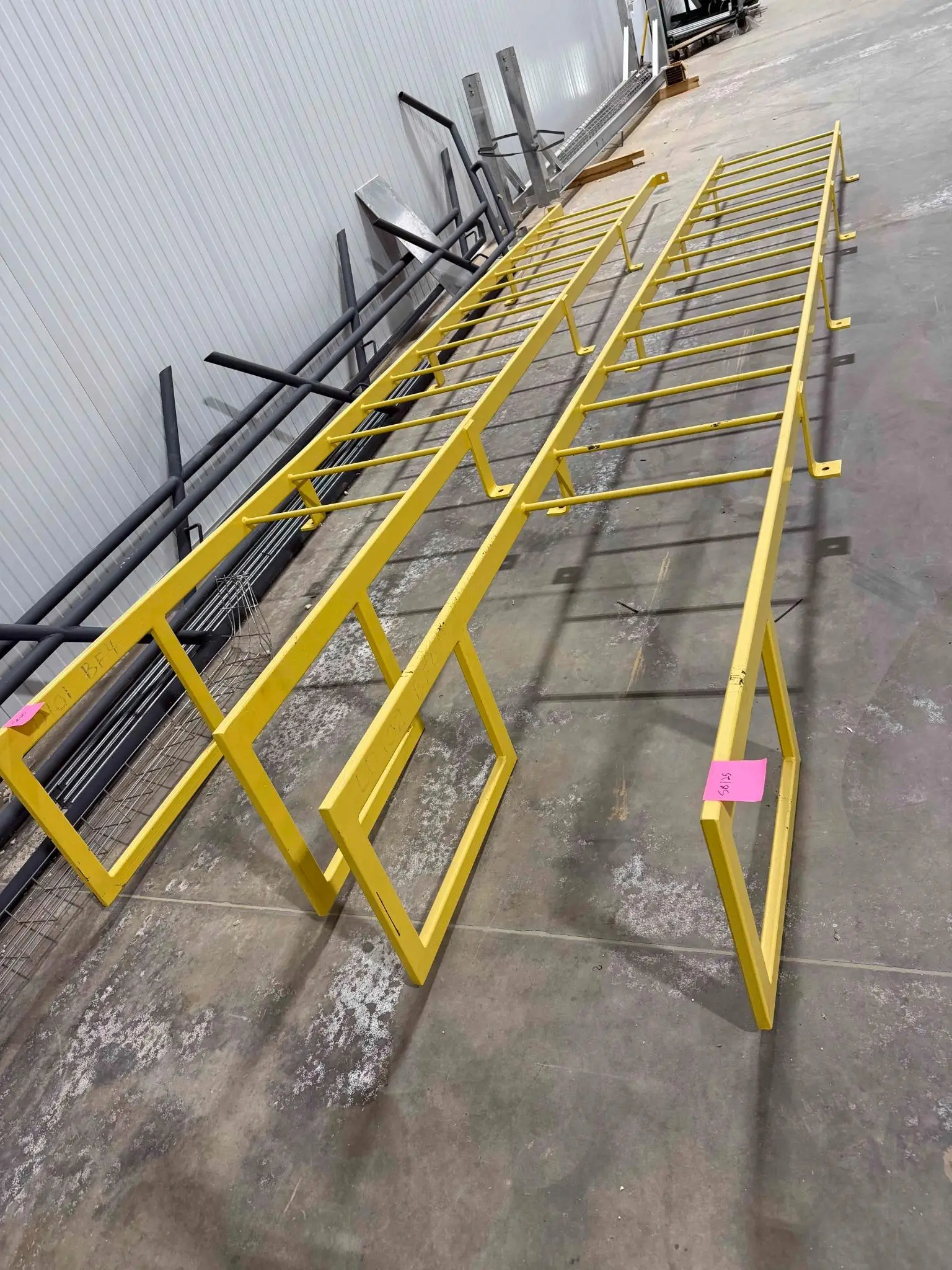 SB125: Industrial Yellow Steel Safety Rails / Guard Rails