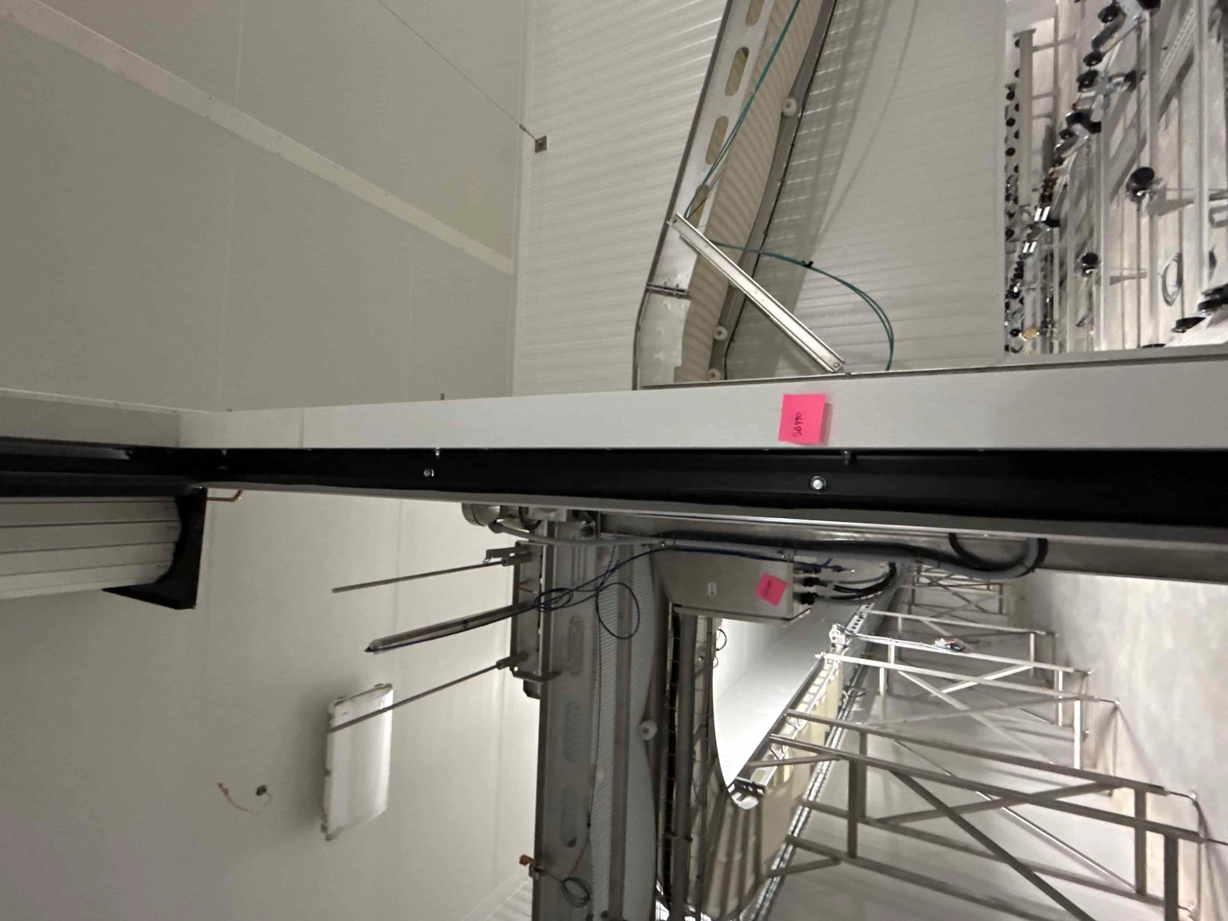 SB490: Industrial Roll-Up Door Assembly