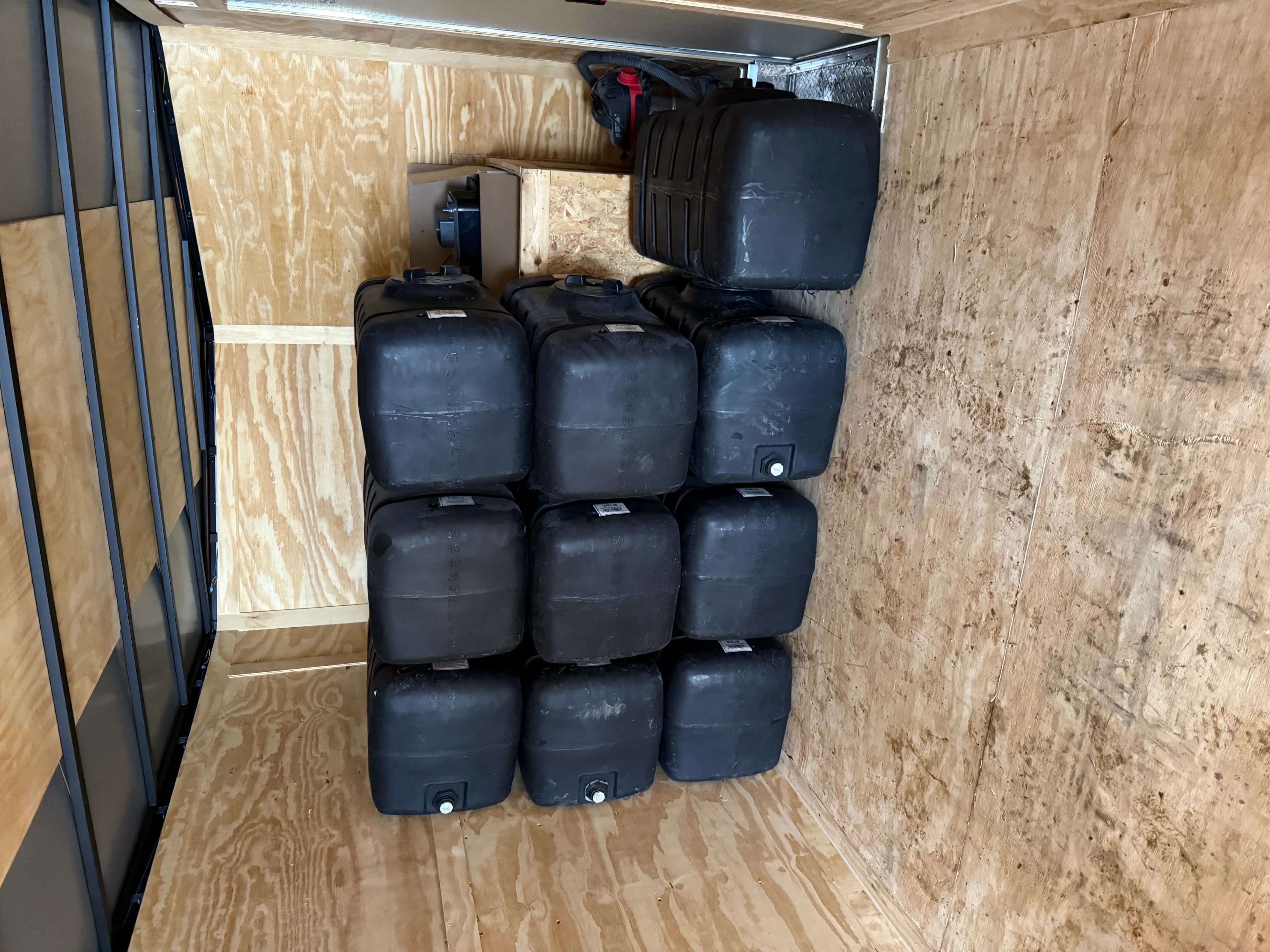 50 Gallon Hydroponic Reservoir Tanks Heavy Duty Plastic Lot of 10
