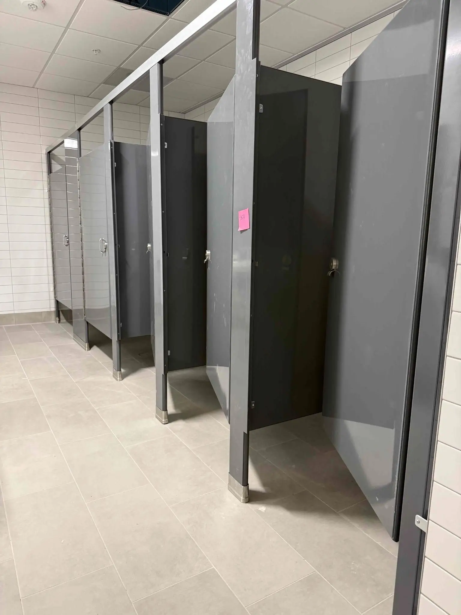 SB22 Commercial Bathroom Partitions and Stalls (Used)