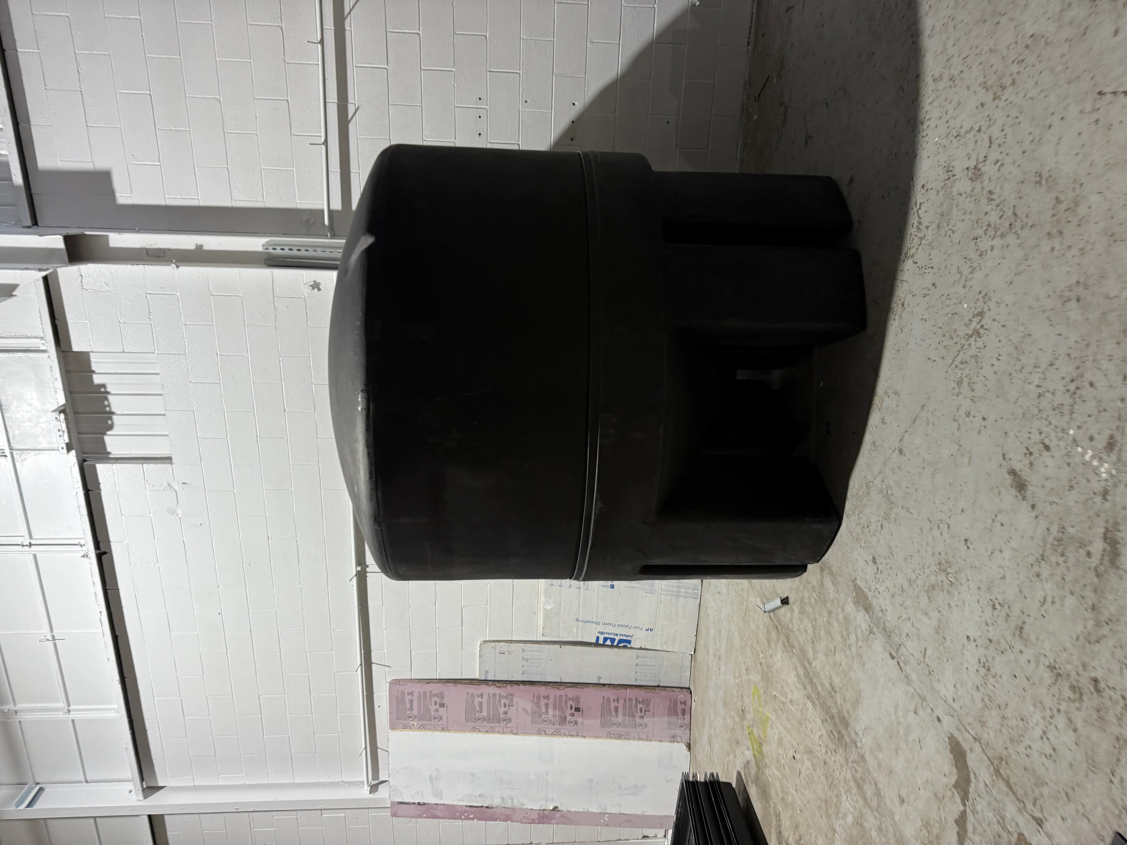 Kentucky Tank 1600 Gallon Poly Storage Tank Heavy Duty Plastic