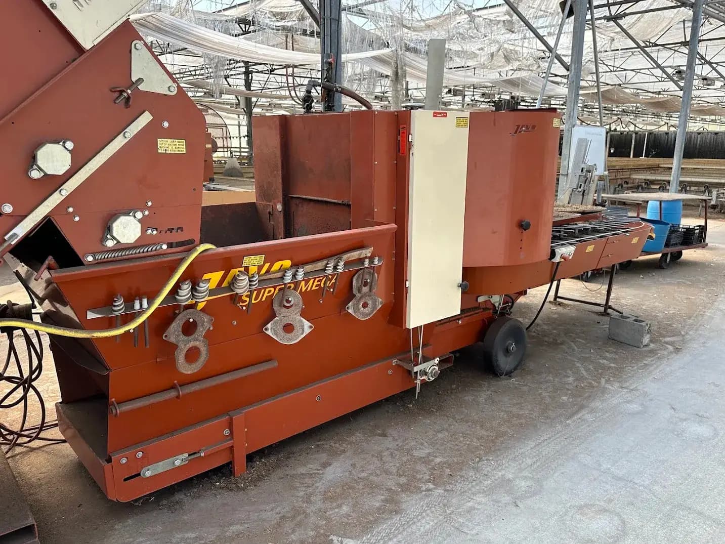 WHITES AUCTION LOT 114 - Used Javo Super Mega Potting Machine - High Capacity and Efficiency