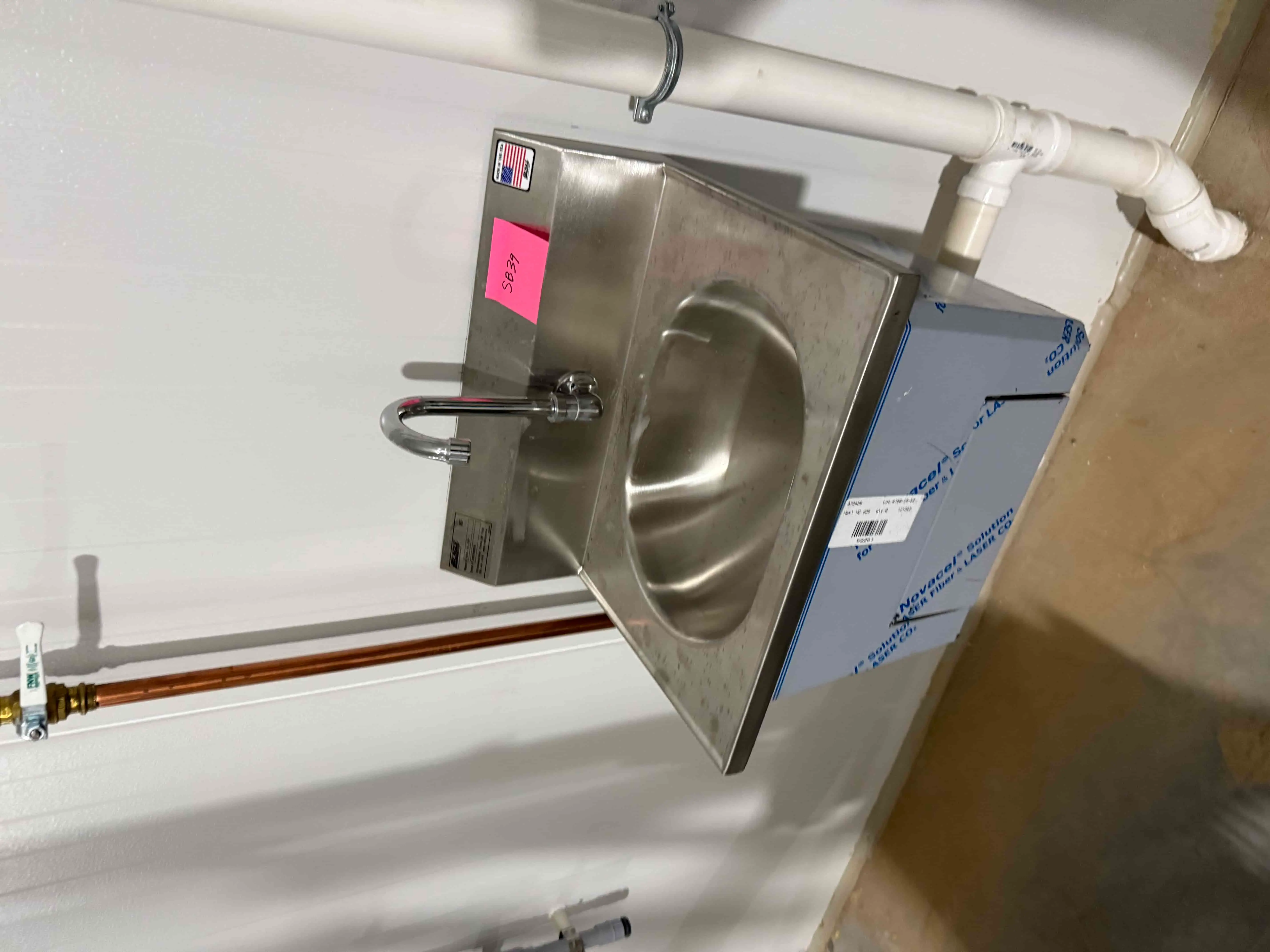Eagle HSA-10-FKP Single Compartment Stainless Utility Sink – Integrated Faucet, Drainboard, and Backsplash (Located in Tray Washing Room)