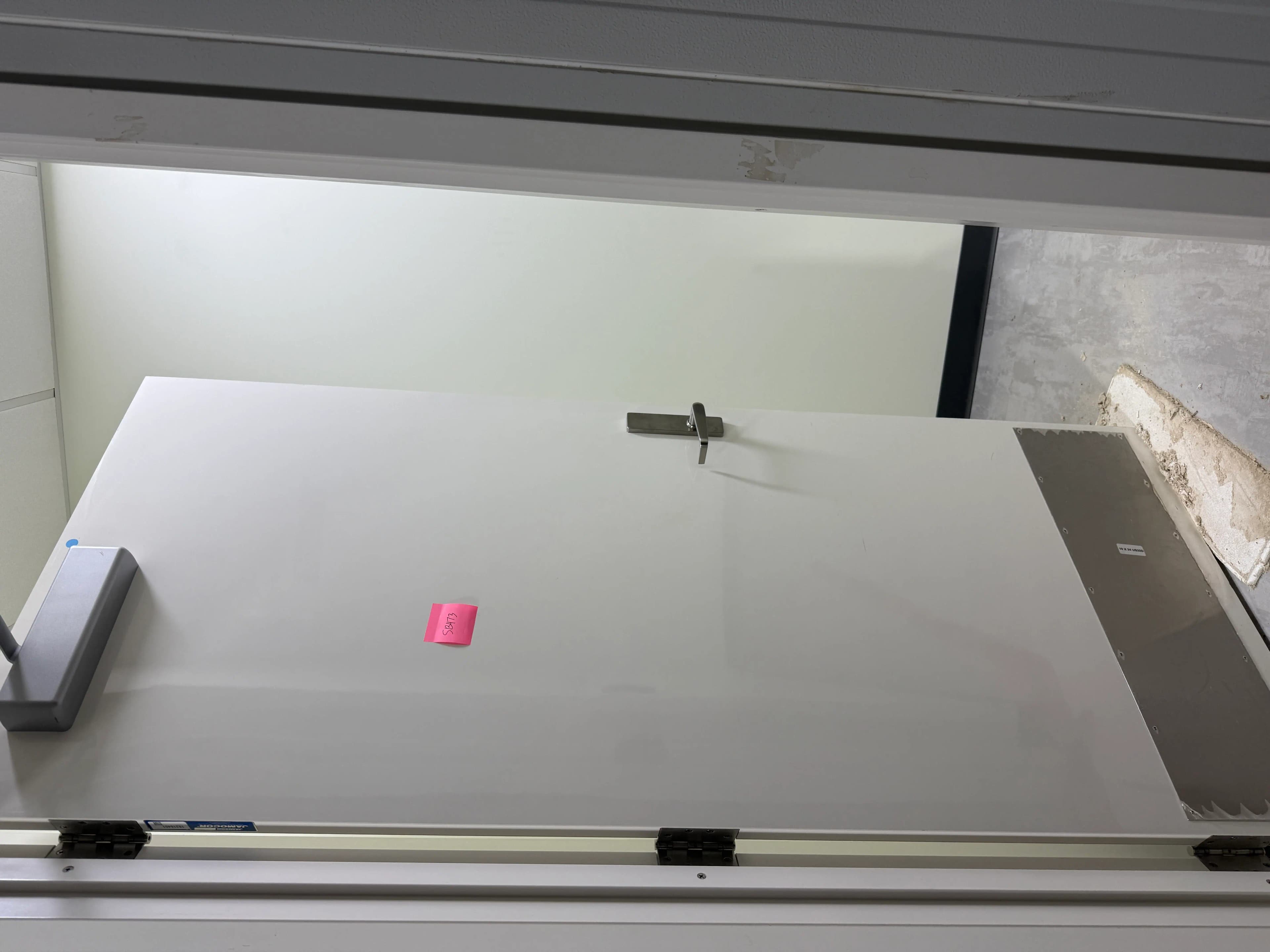 SB469: Insulated Commercial Interior Door with Kick Plate & Closer