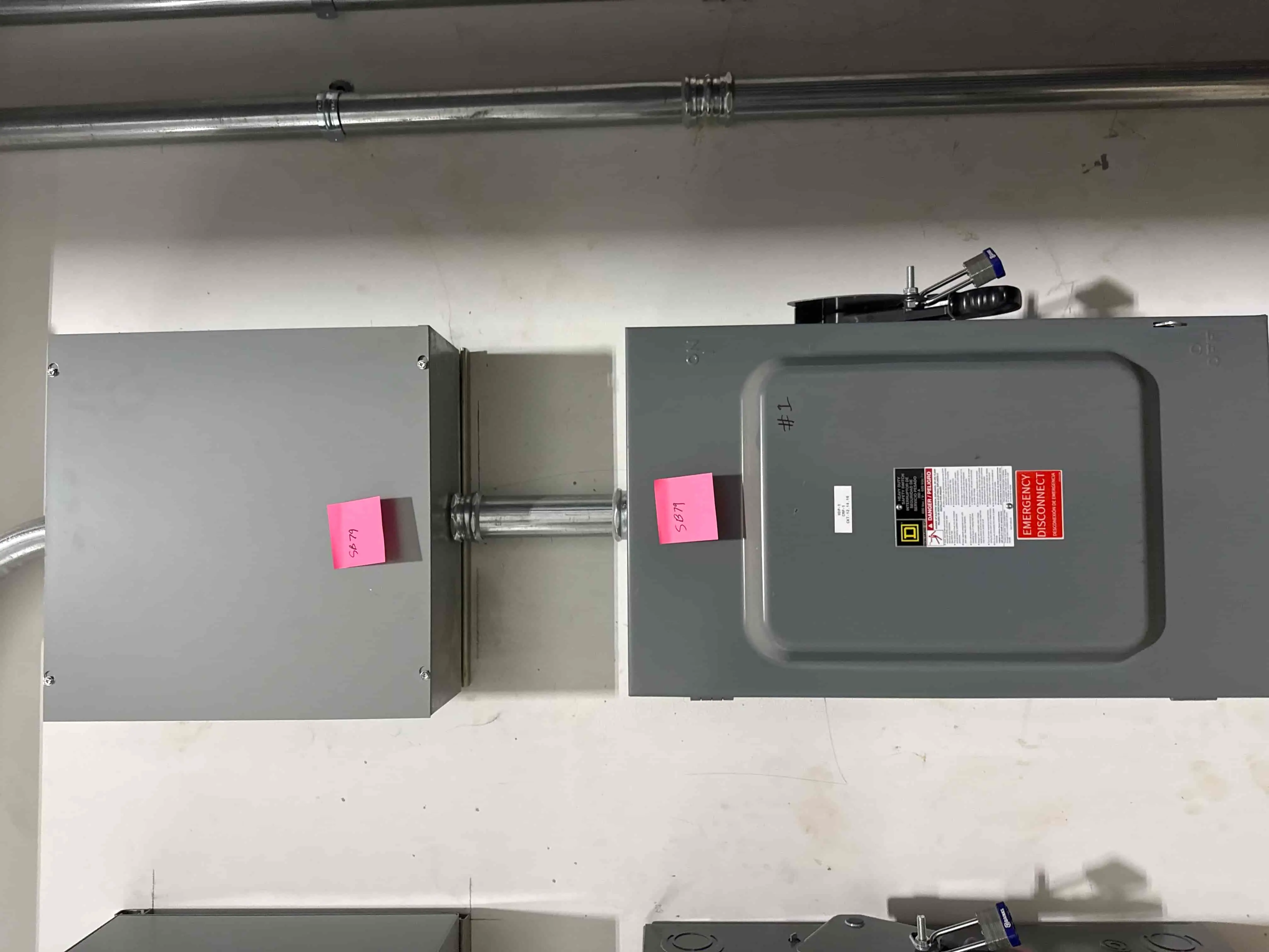 SB79: Atlas Copco GA55VSD+FF Variable Speed Drive Rotary Screw Air Compressor with Integrated Dryer, 75 HP, 480 V 3-Phase – Includes Electrical Disconnect and Control Cabinet