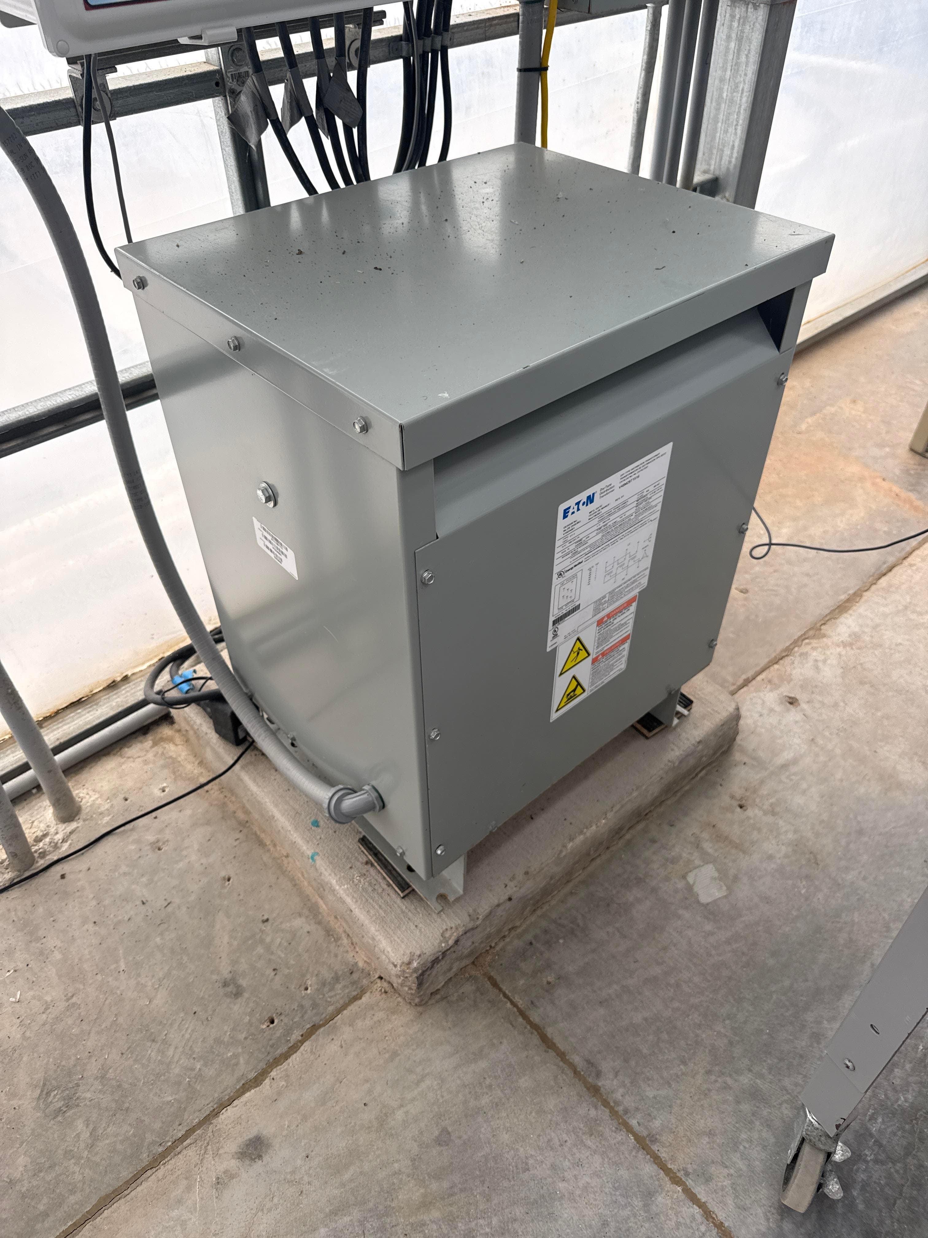 Eaton 15 kVA Dry Type Transformer 480 Delta to 208Y/120V 3 Phase