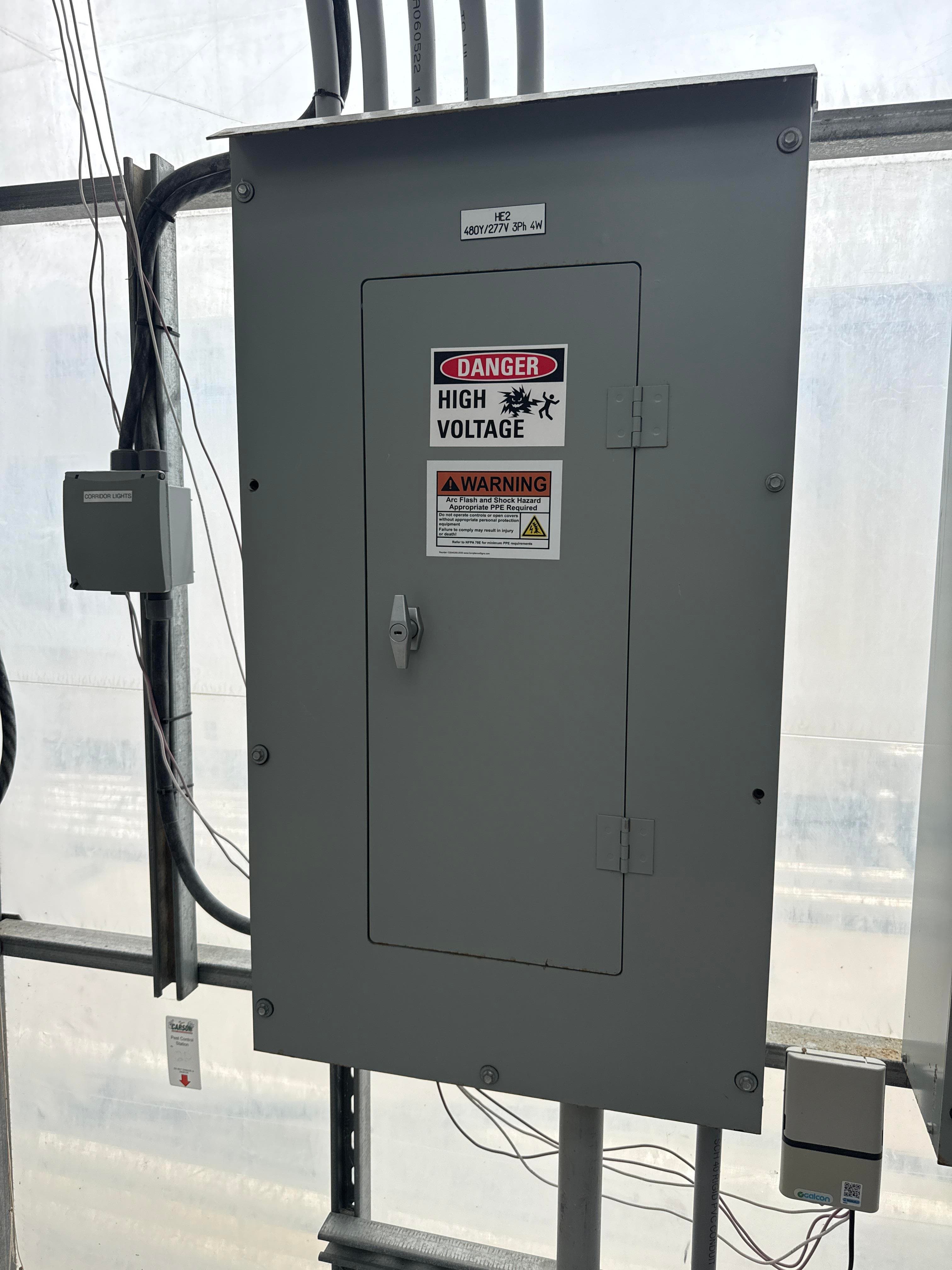 Eaton HE2 480Y/277V 3PH 4W Electrical Distribution Panel Enclosure