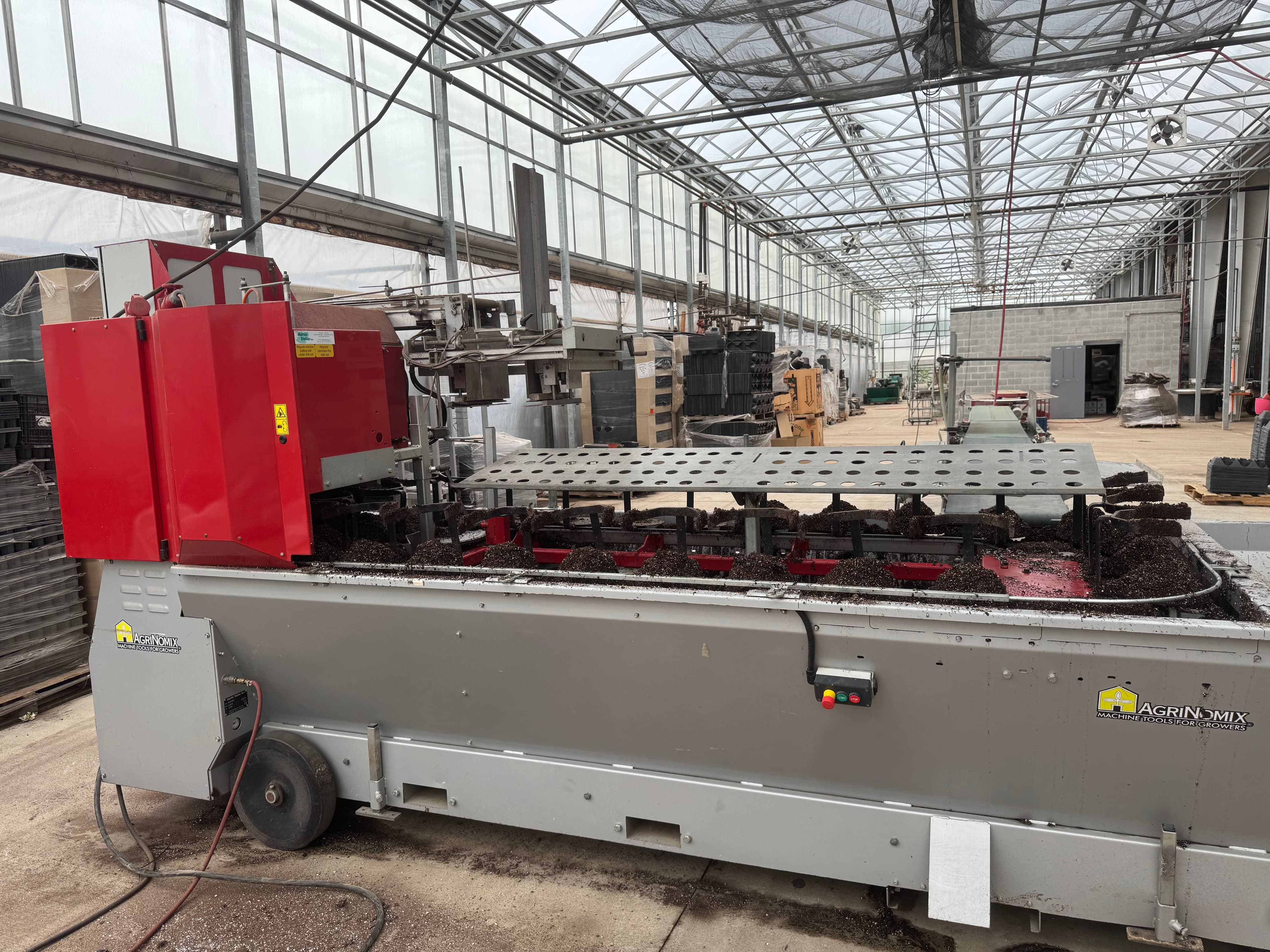 Martin Stolze Potting Line (2018)