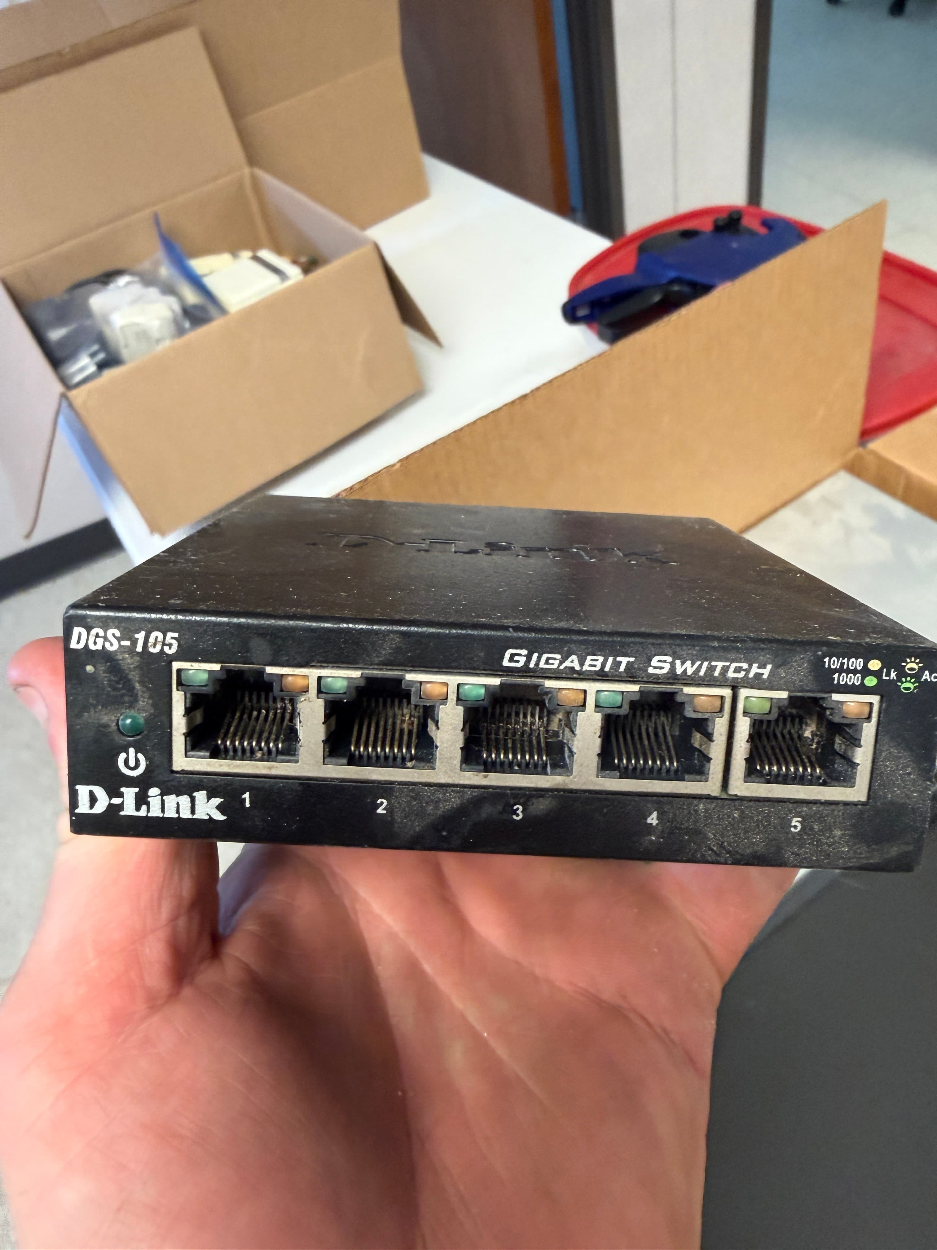 Networking Accessories Lot — D-Link DGS-105 5-Port Gigabit Switch + Ubiquiti Gigabit PoE Injector