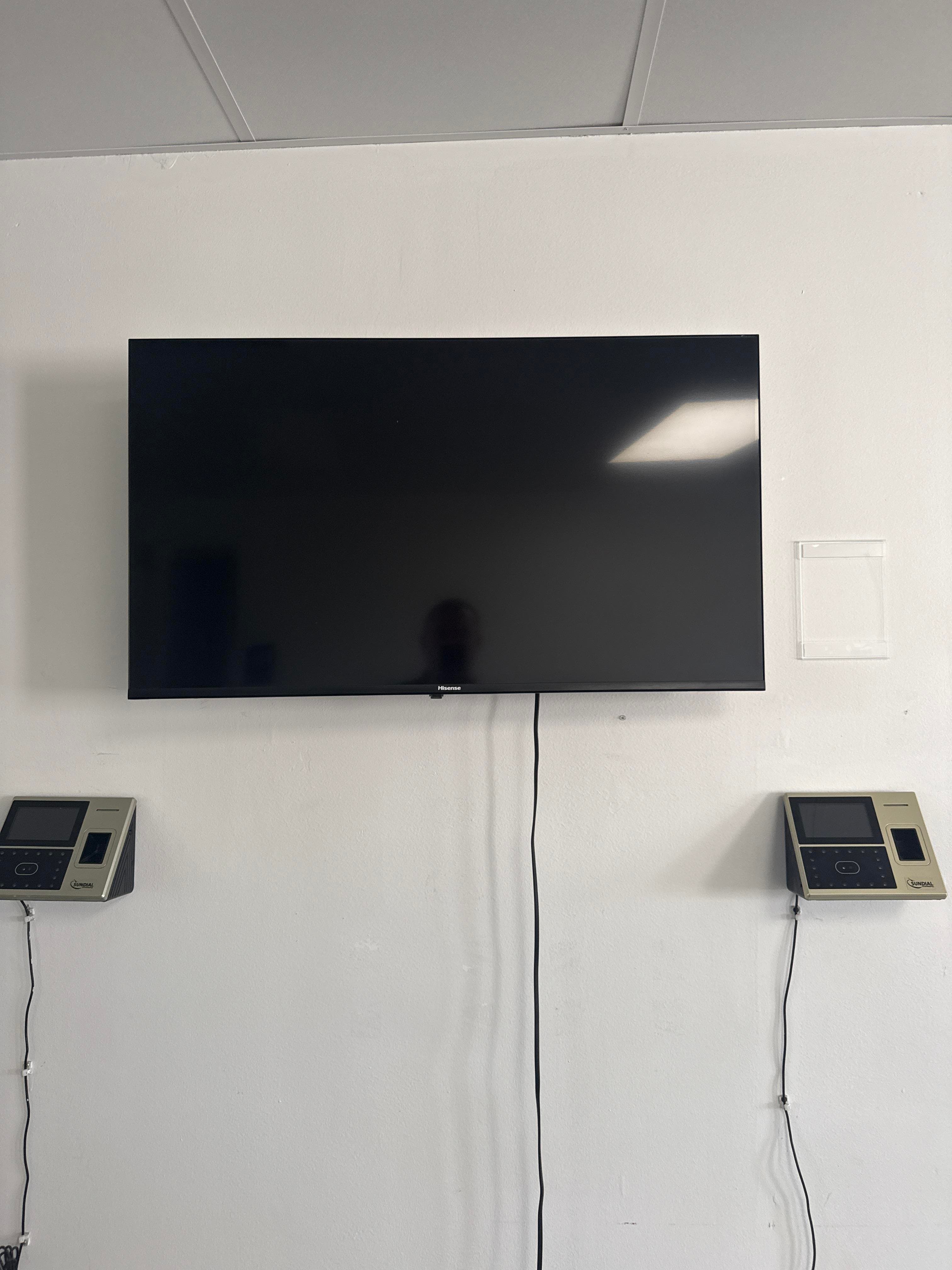 Hisense Wall Mounted Flat Screen TV