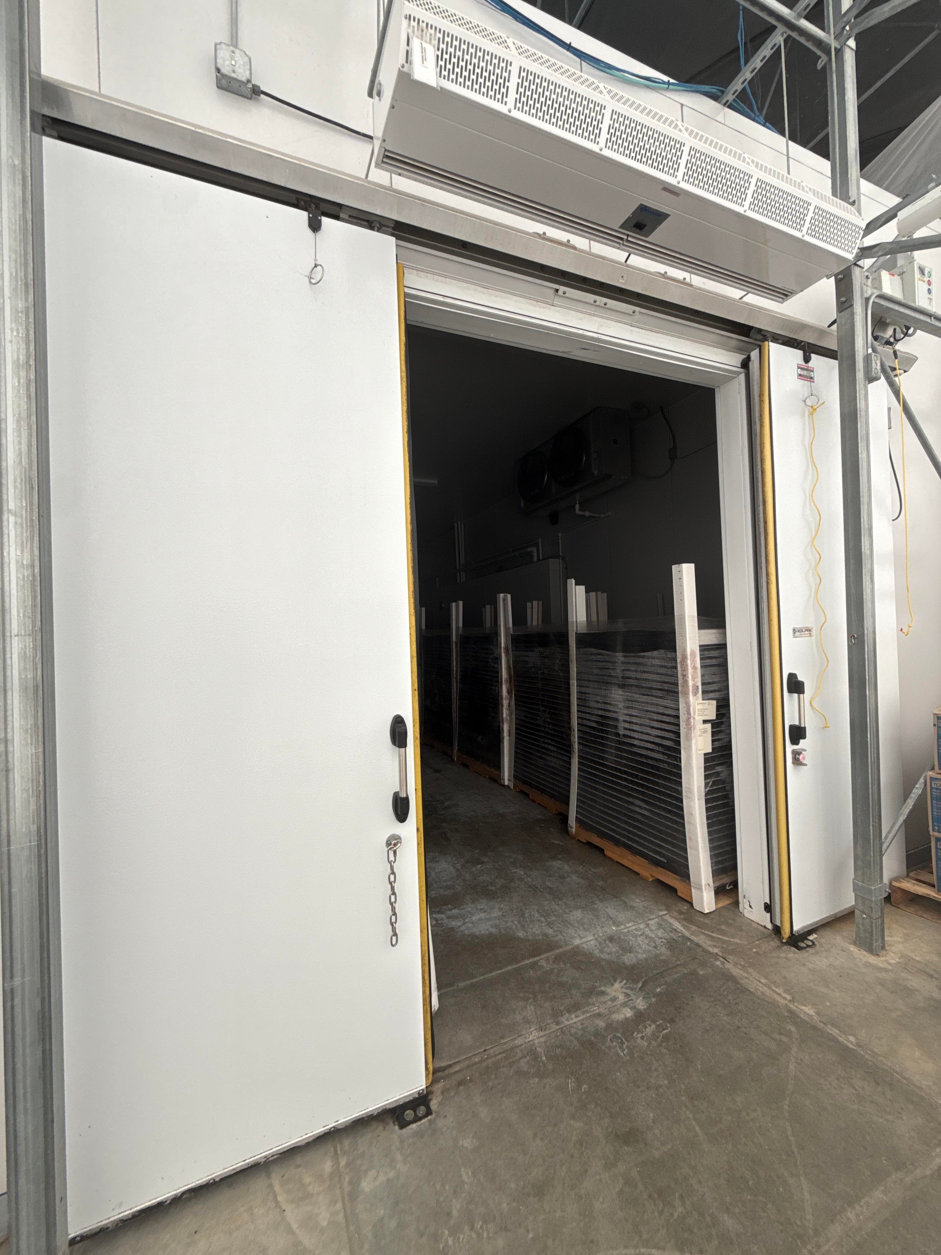 Kolpak Motorized Sliding Cooler Freezer Door with Air Curtain and Controls