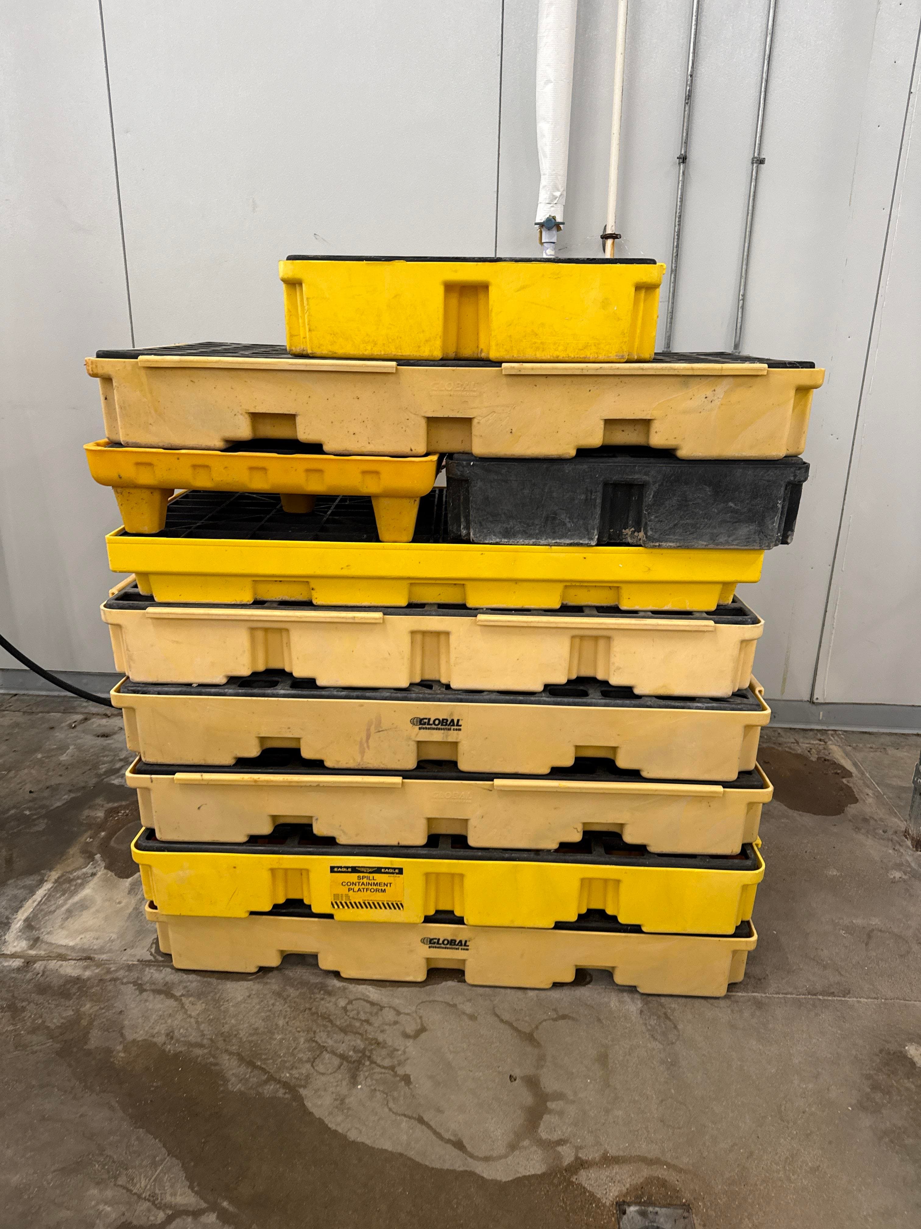 Lot of Spill Containment Platforms and Drum Spill Deck Pallets