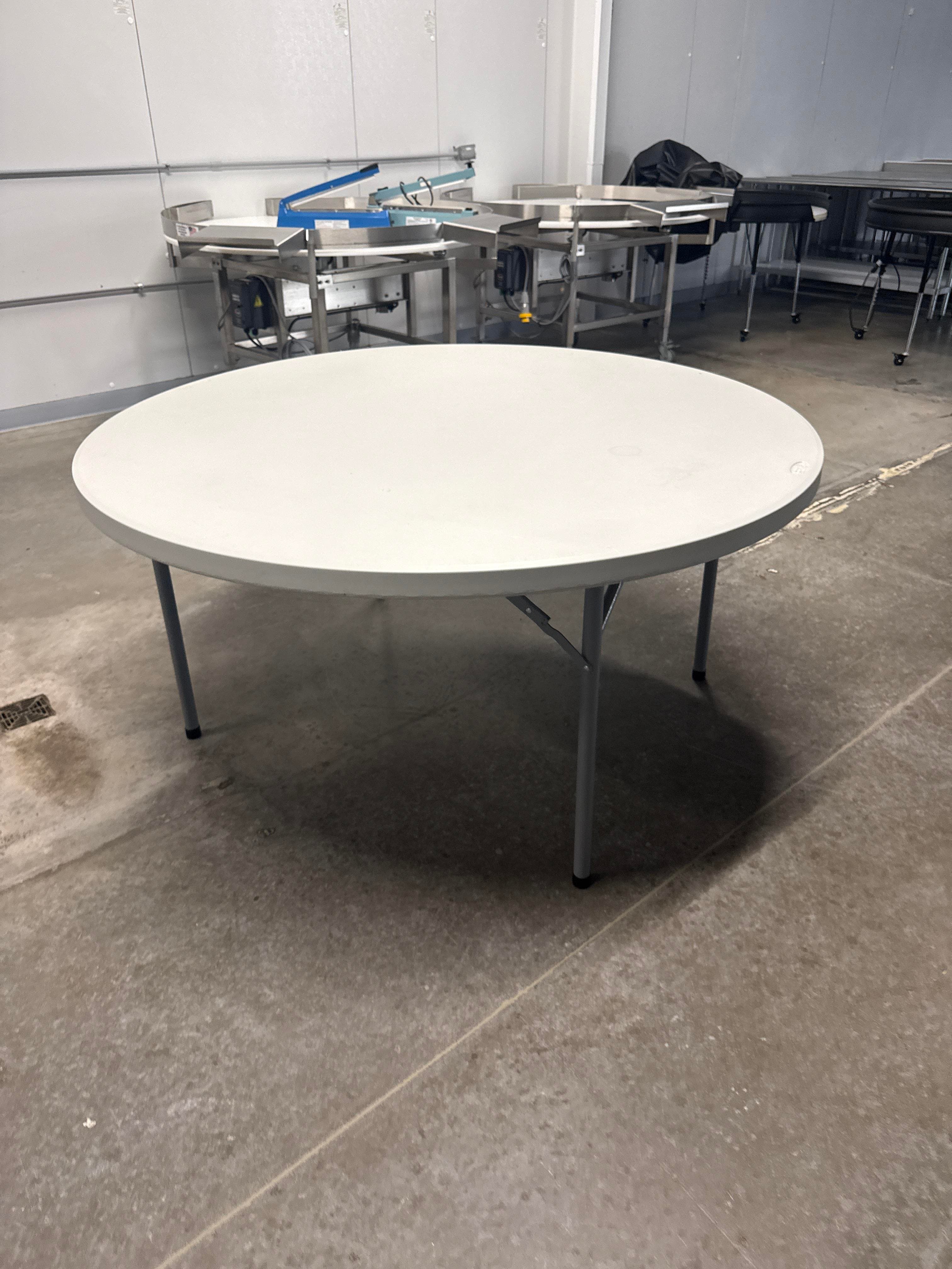 Round Folding Table Commercial Event Banquet Table