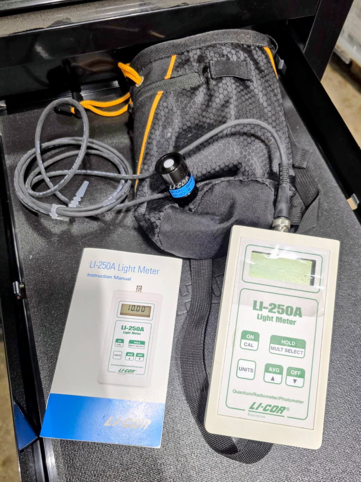 LI-COR LI-250A Light Meter with LI-190 Quantum PAR Sensor, Carrying Case, and Manual
