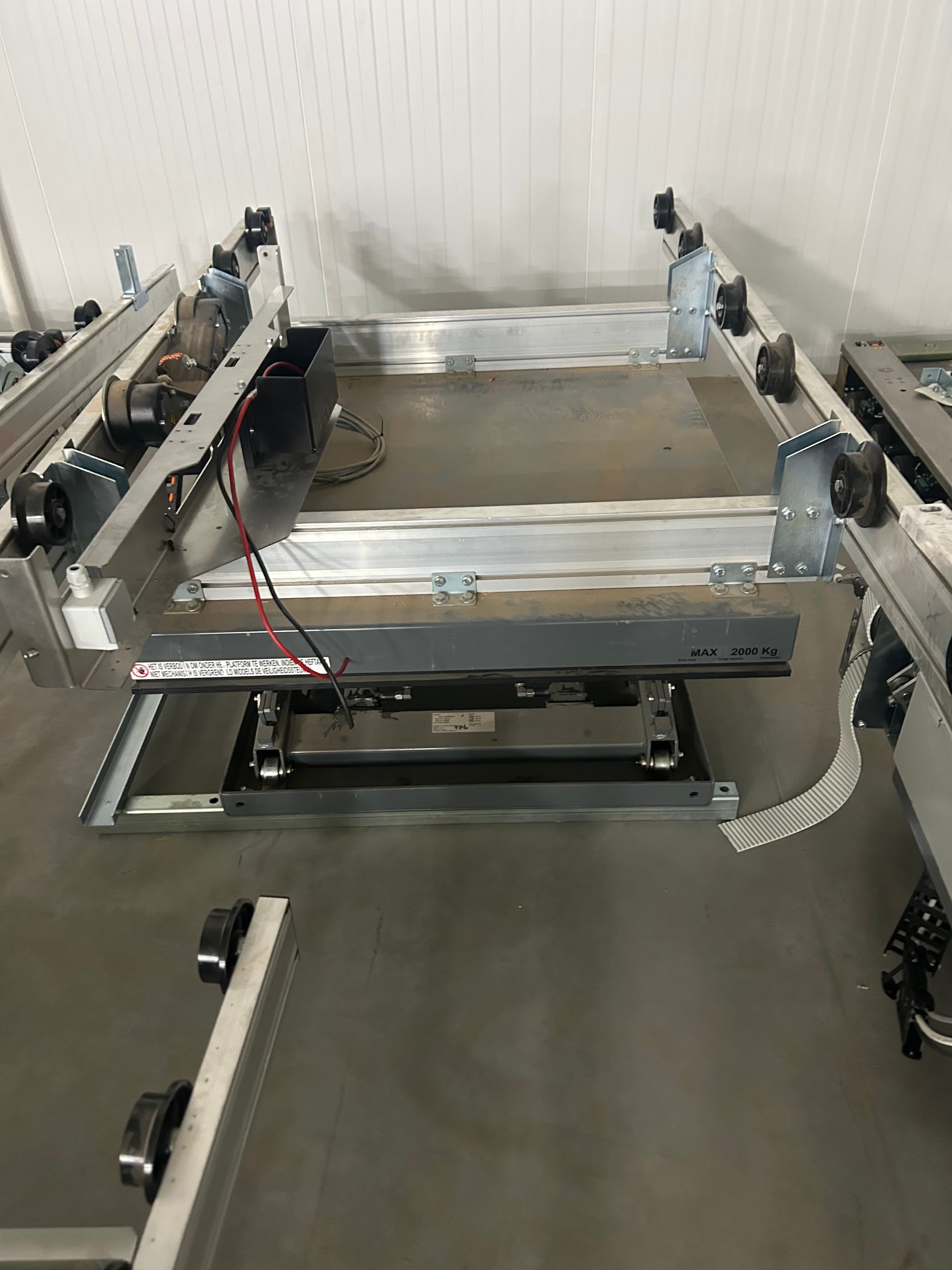VPG Marco M2 020090-D2 Hydraulic Scissor Lift Table, 2000 KG Capacity w/ Integrated Roller Conveyor Transfer System & Rexroth HPU (Lot 2 of 2) | Greater Atlanta, GA