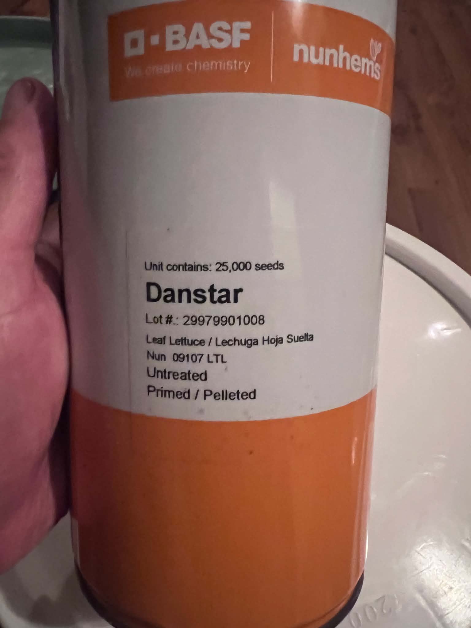 Danstar Leaf Lettuce | 25,000 seeds | Nunhems BASF | Lot 29979901008 | FOB Dallas, TX