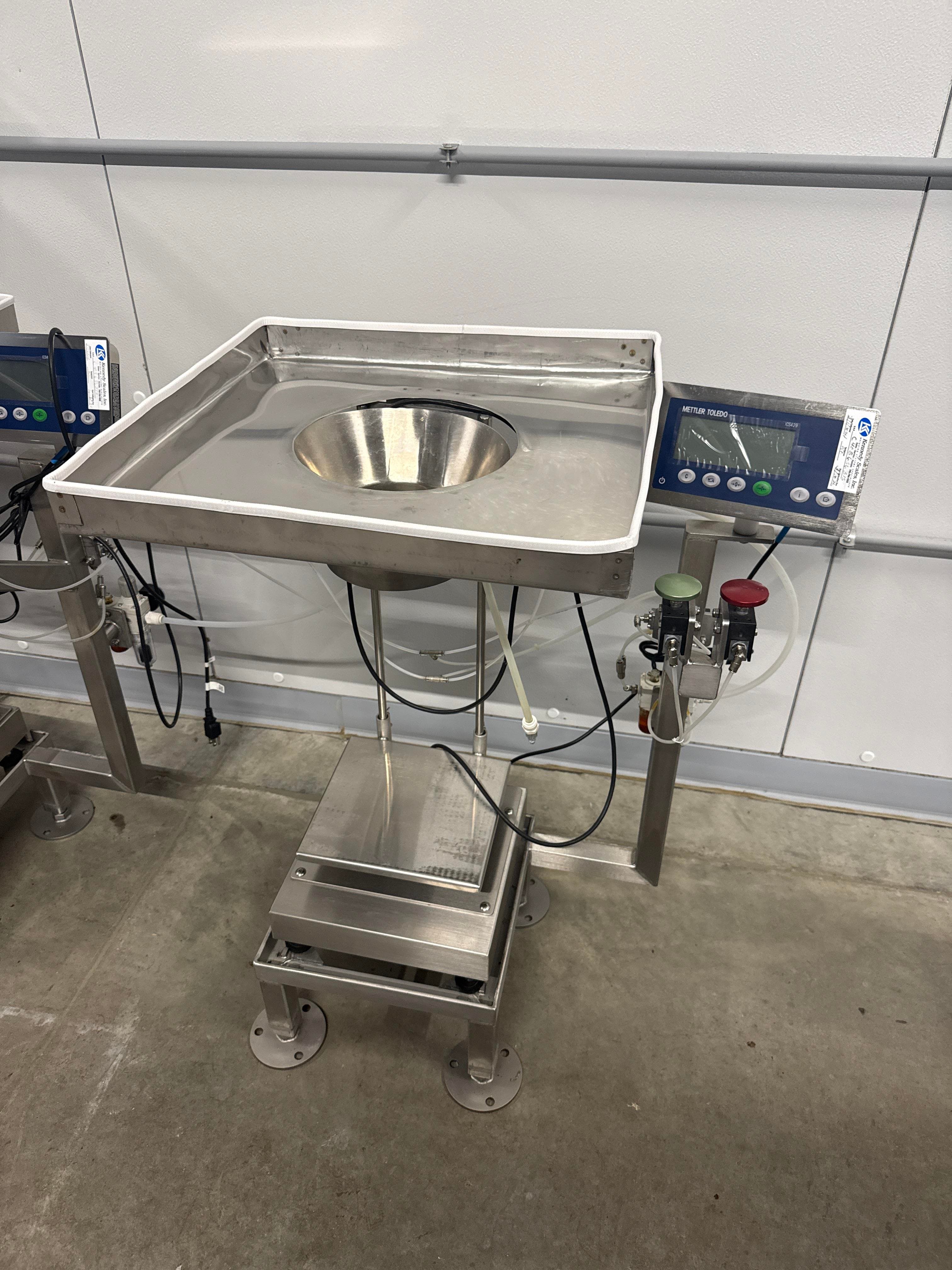 Toledo Stainless Checkweigher Scale System Calibrated 4/1/2024