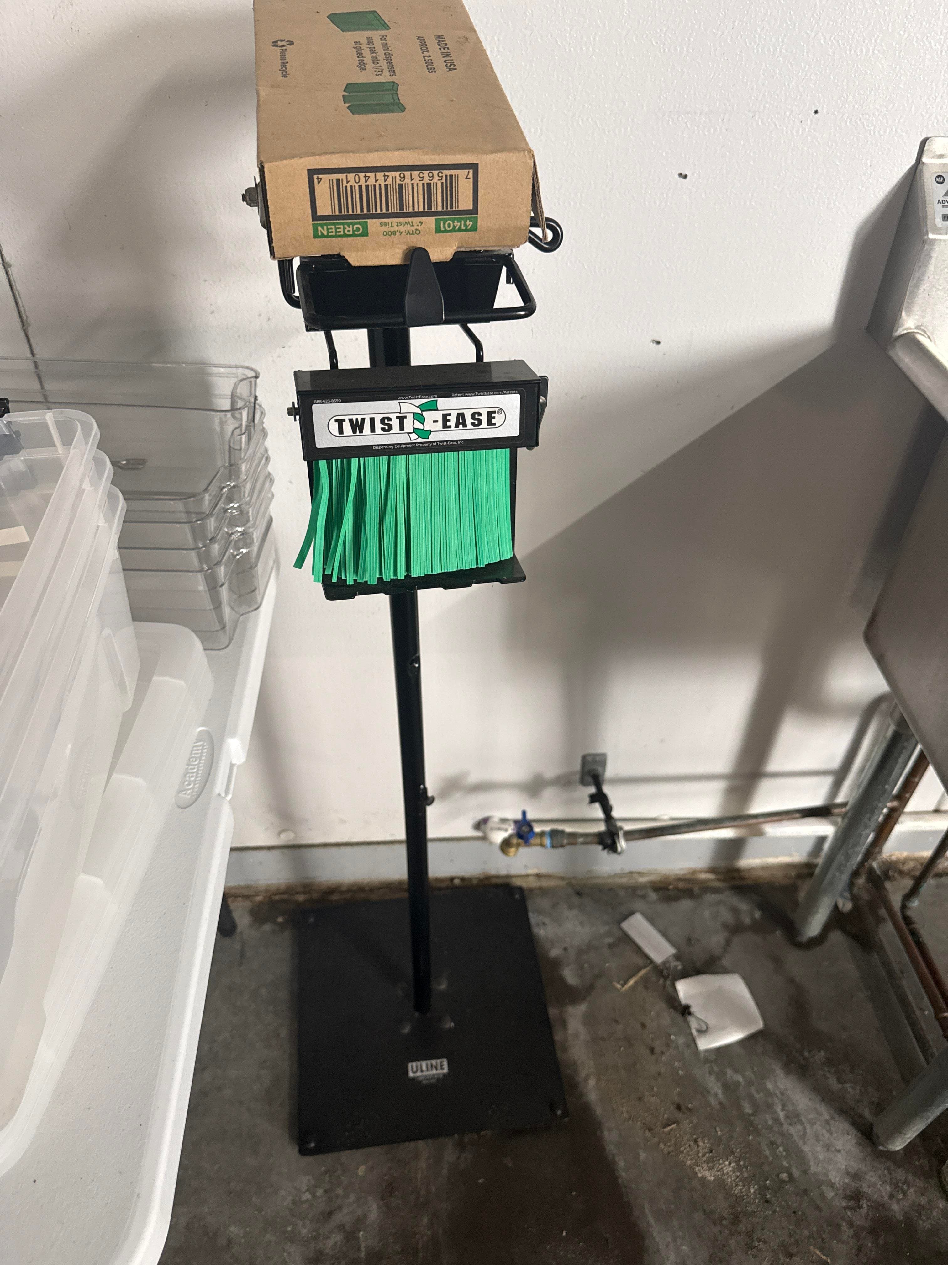 Twist Ease Produce Bag Opener Stand with Uline Base