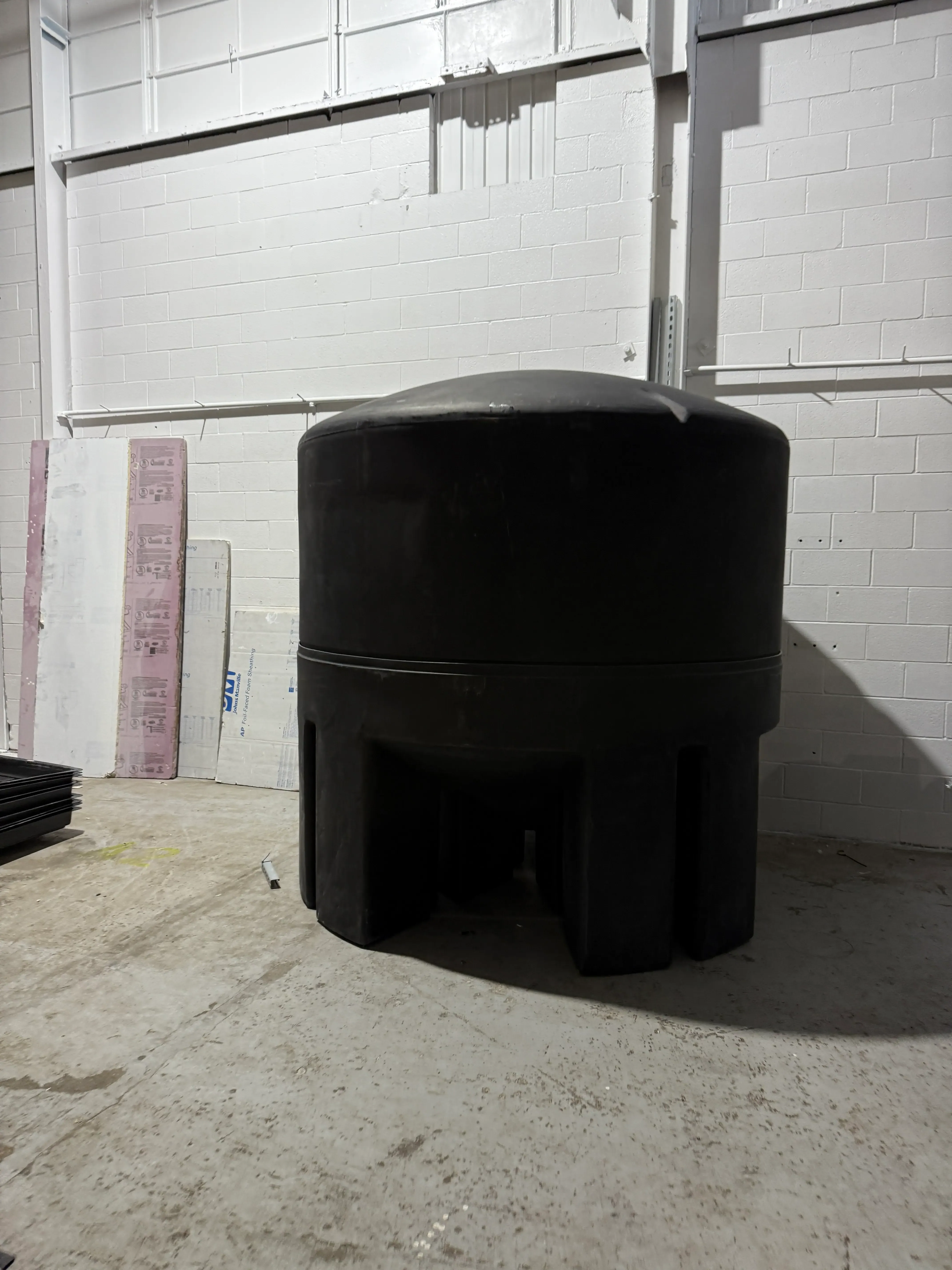 Kentucky Tank 1600 Gallon Poly Storage Tank Heavy Duty Plastic